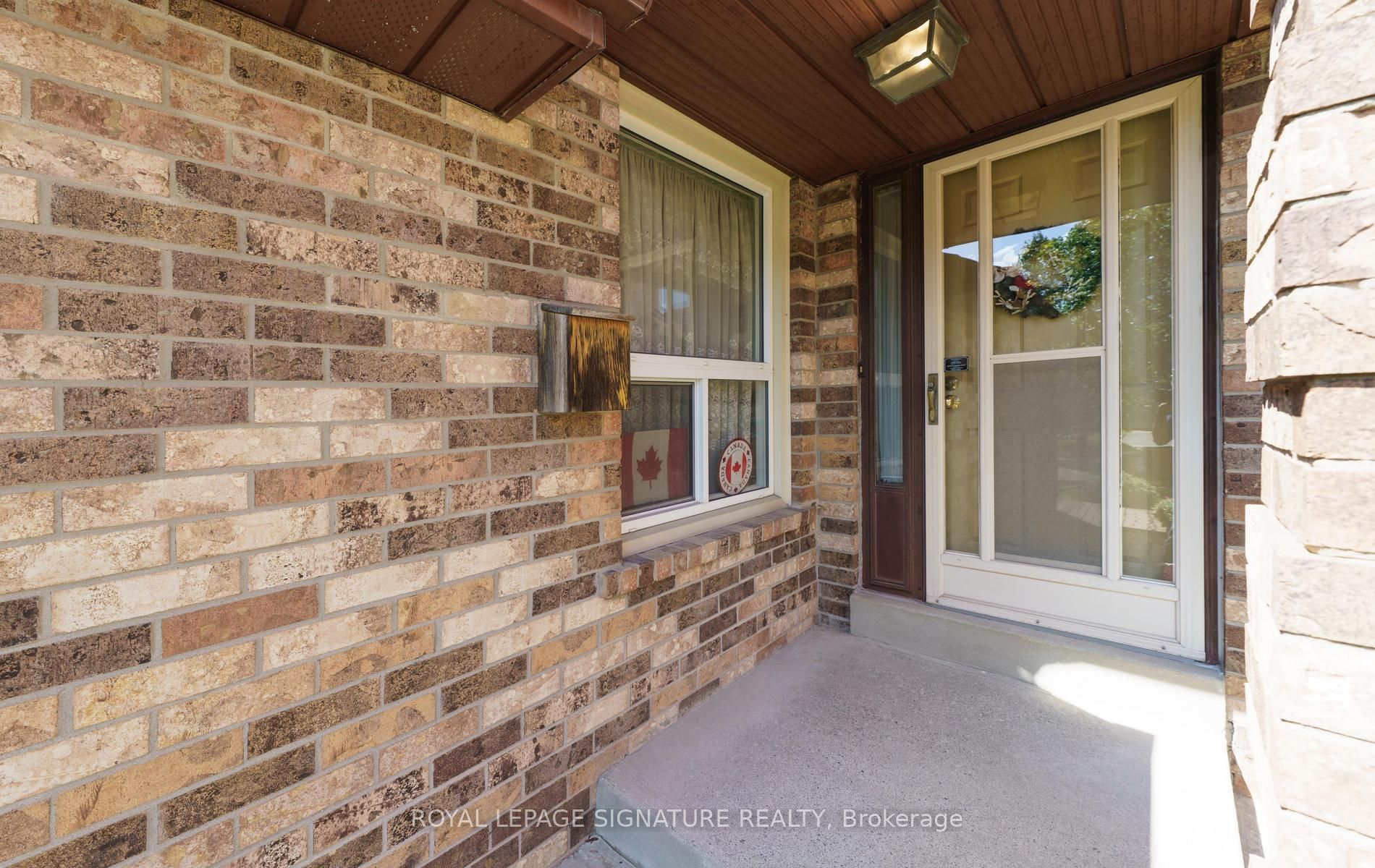12 Manilow Street, Toronto, ON M1W 3R7 photo 2