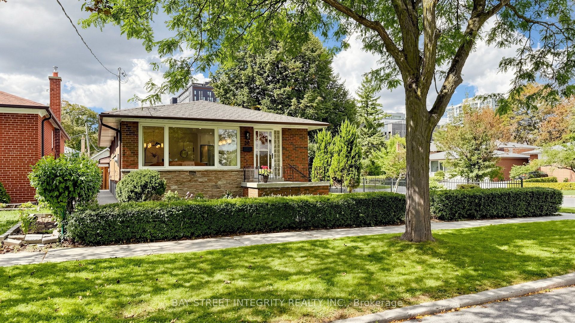 28 Ashdean Drive, Toronto, ON M1P 1E3 photo 3