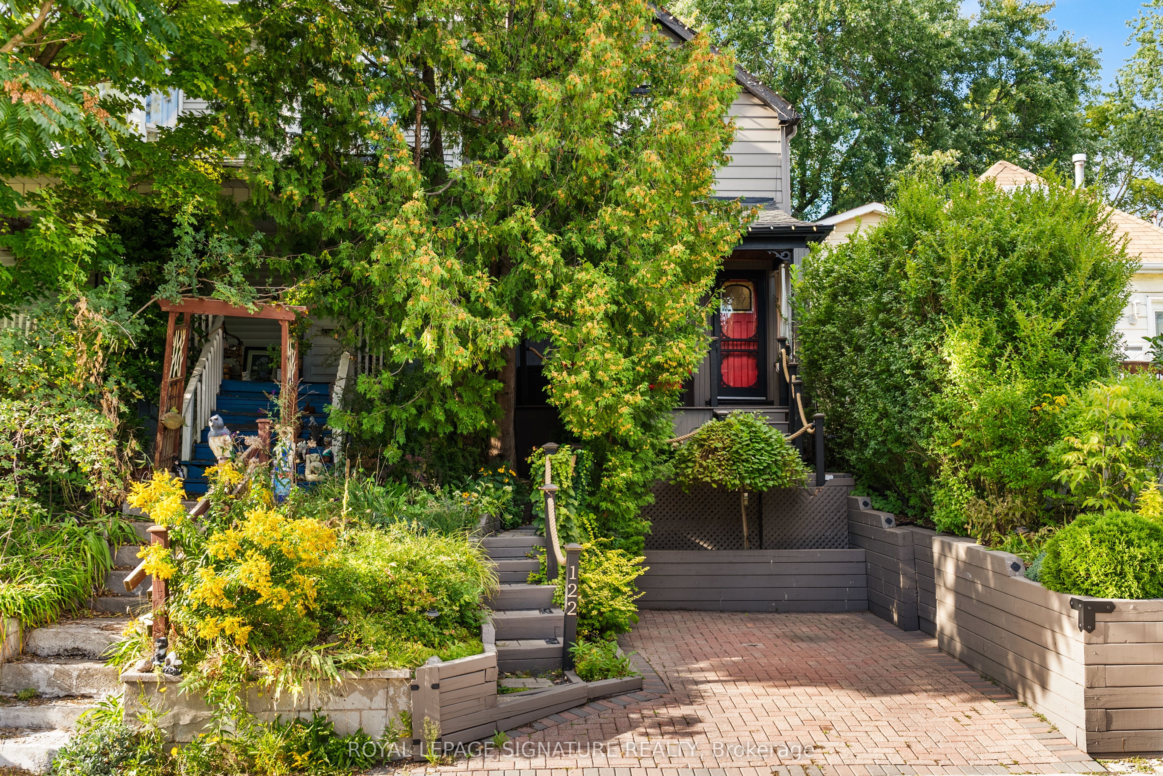 122 Duvernet Avenue, Toronto, ON M4E 1V4 photo 4