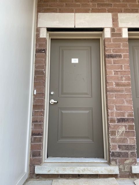 490 BERESFORD Path 11, Oshawa, ON L1H 0B2 photo 3