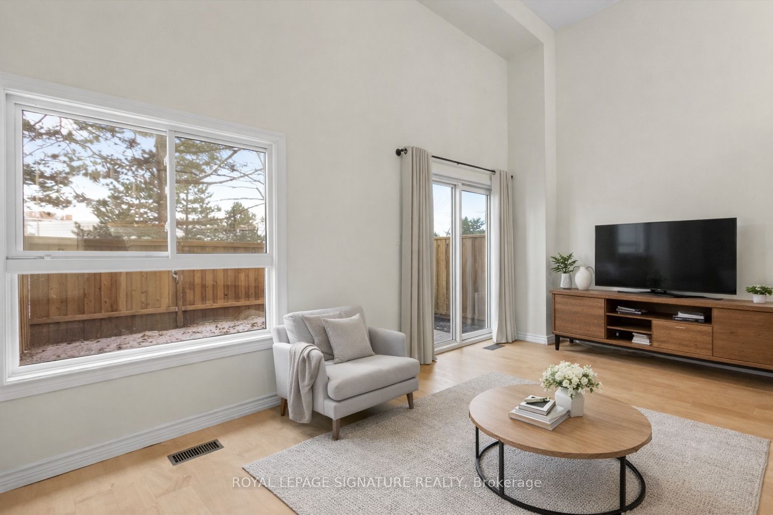 750 Military Trail 15, Toronto, ON M1E 4P7 photo 3
