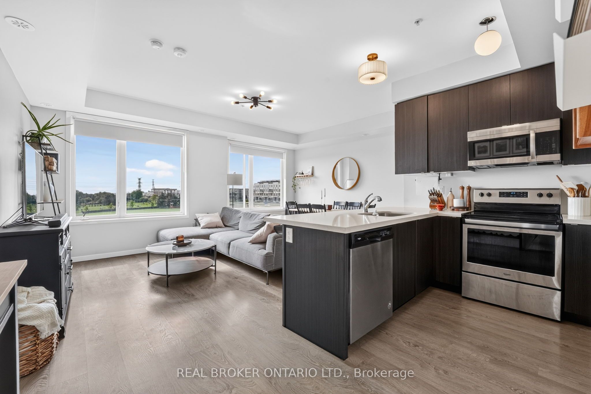 1711 Pure Springs Boulevard 521, Pickering, ON L1X 0E3 photo 2