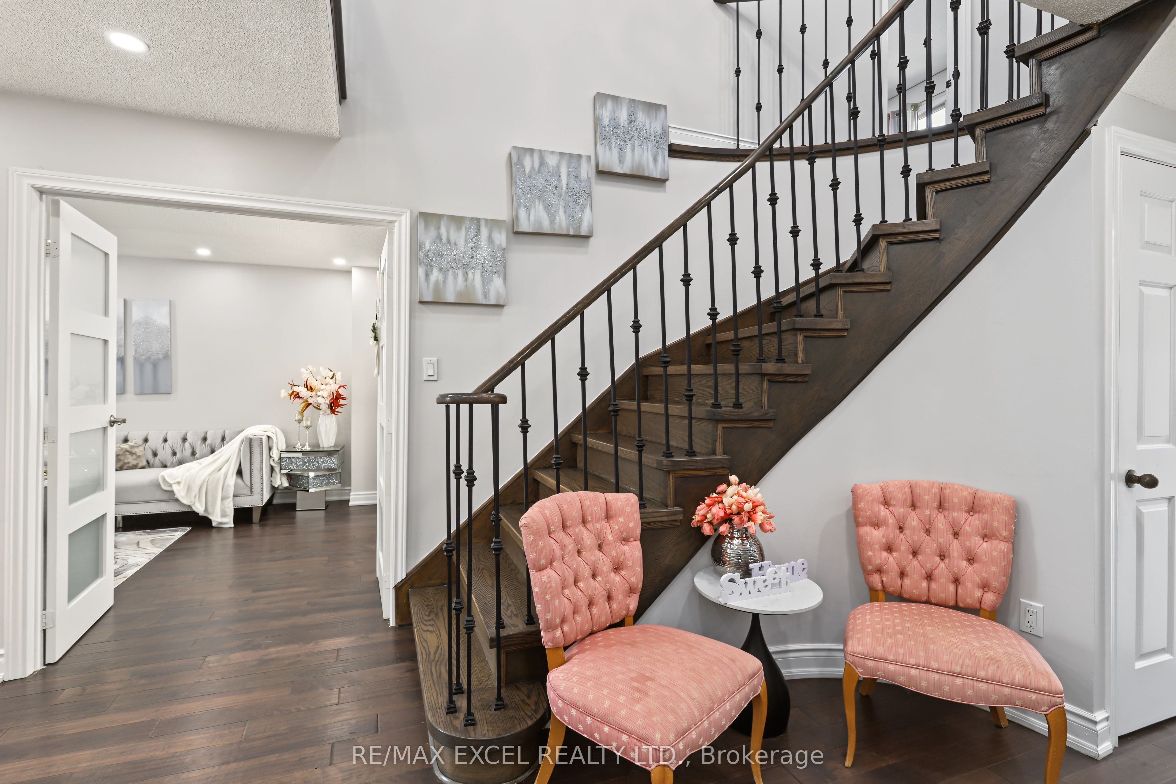 22 Horseshoe Drive, Whitby, ON L1N 8E9 photo 5