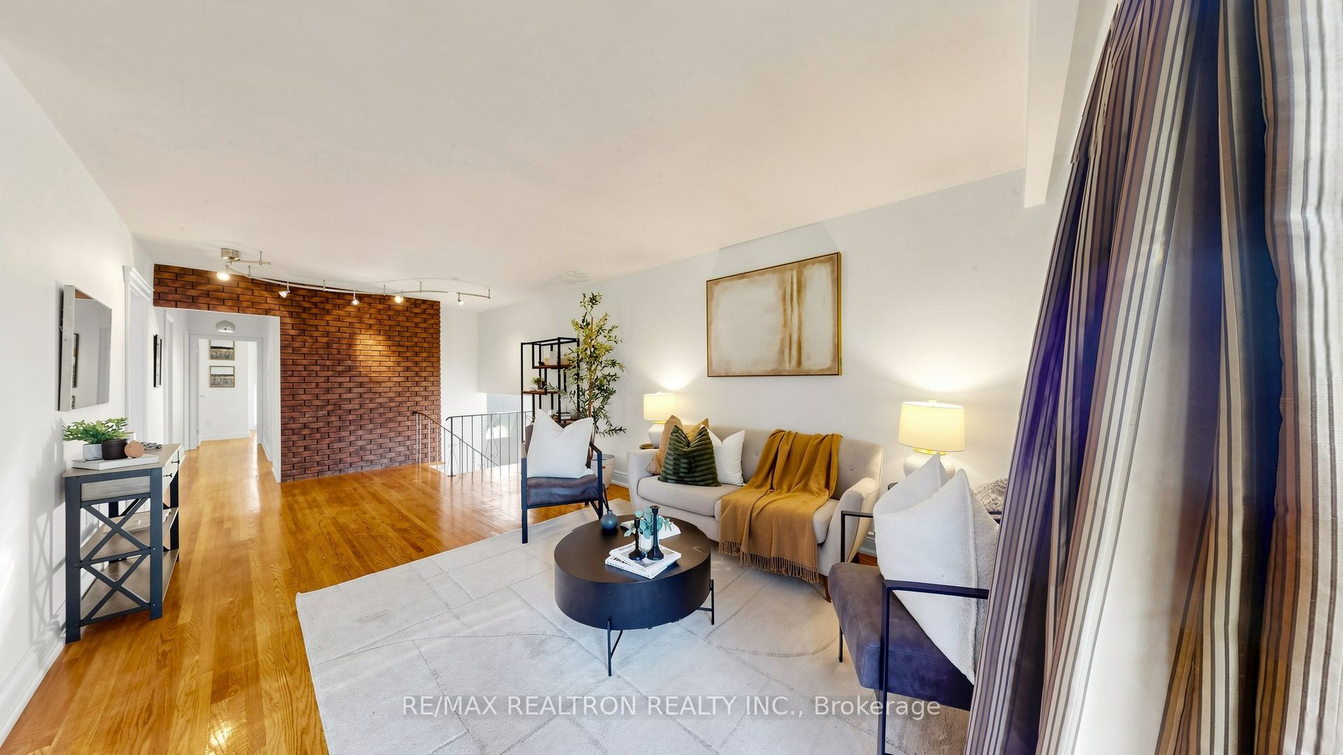 54 Dolly Varden Boulevard, Toronto, ON M1H 2K4 photo 5