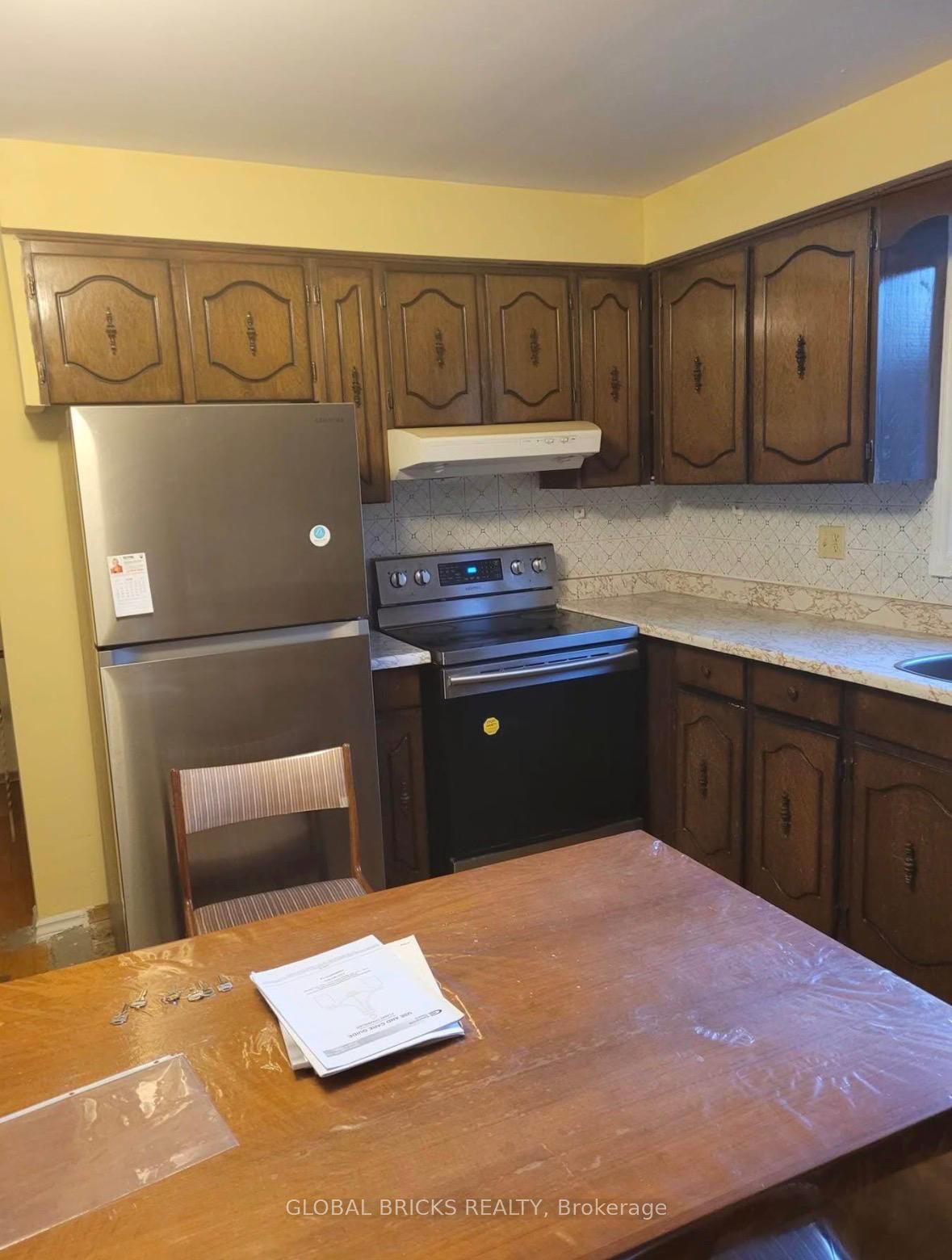 3A Heale Avenue, Toronto, ON M1E 3X6 photo 3
