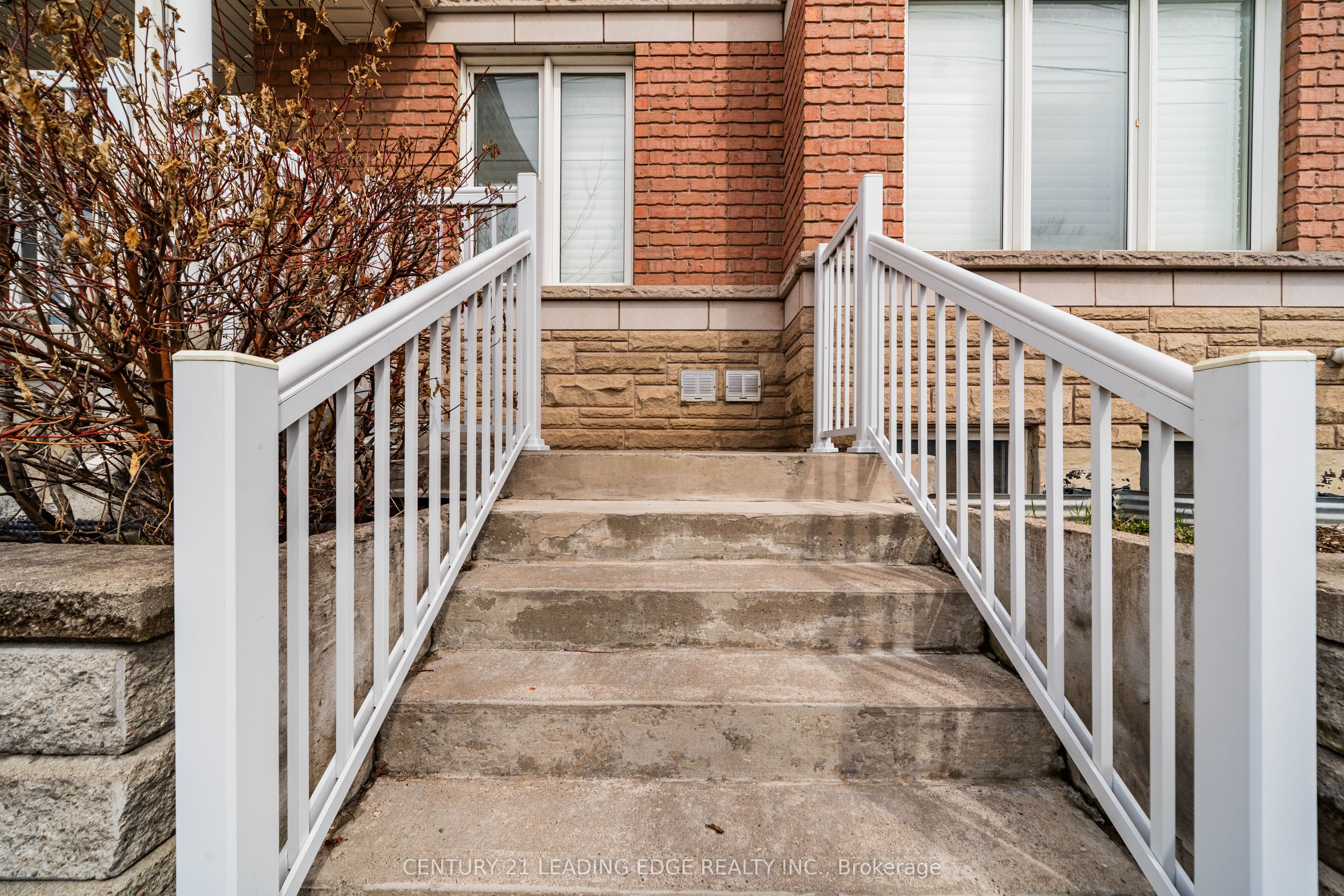 653A Warden Avenue 53, Toronto, ON M1L 0E8 photo 4