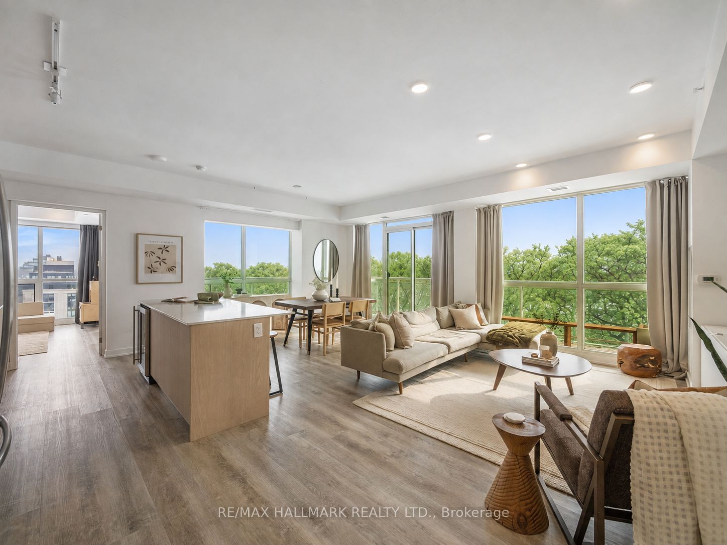 1350 Kingston Road 604, Toronto, ON M1N 0B7