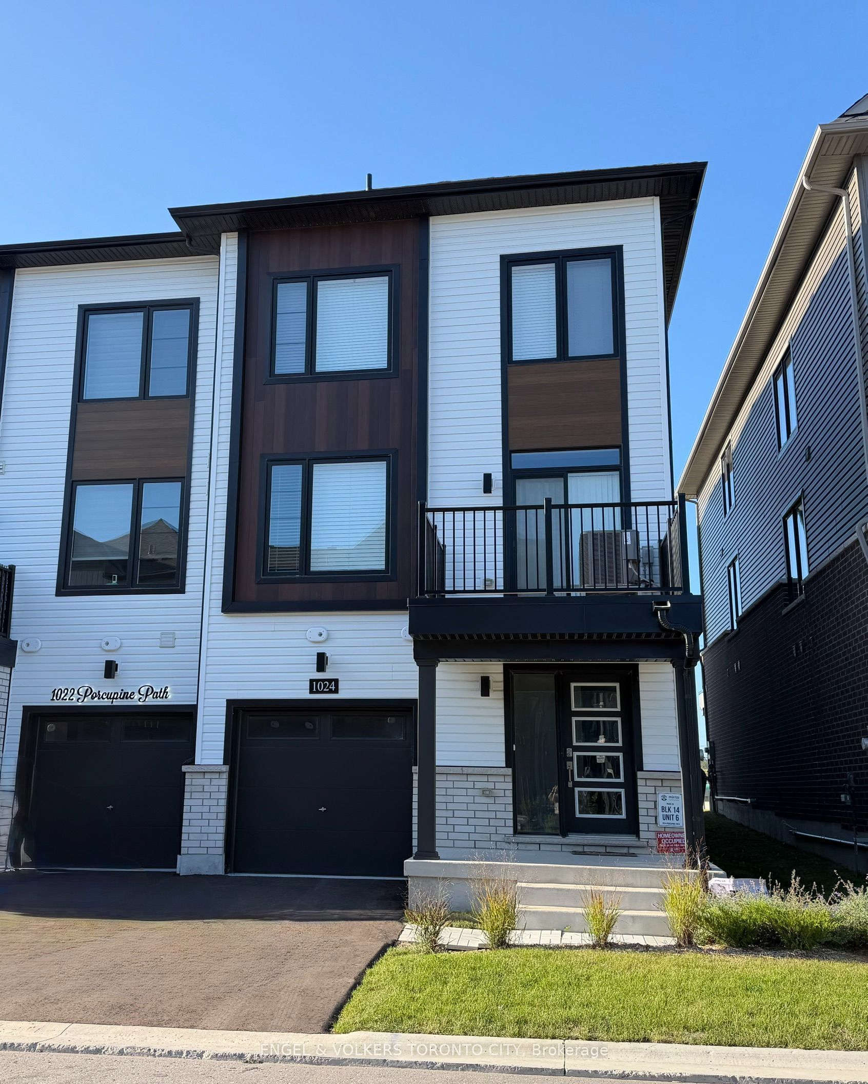 1024 Porcupine Path, Oshawa, ON L1L 0X1 photo 3
