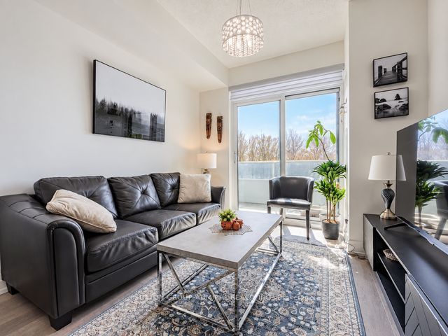 3121 Sheppard Avenue E 335, Toronto, ON M1T 3J7 photo 2
