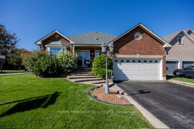13 Mcgregor Drive, Ajax, ON L1T 3W8