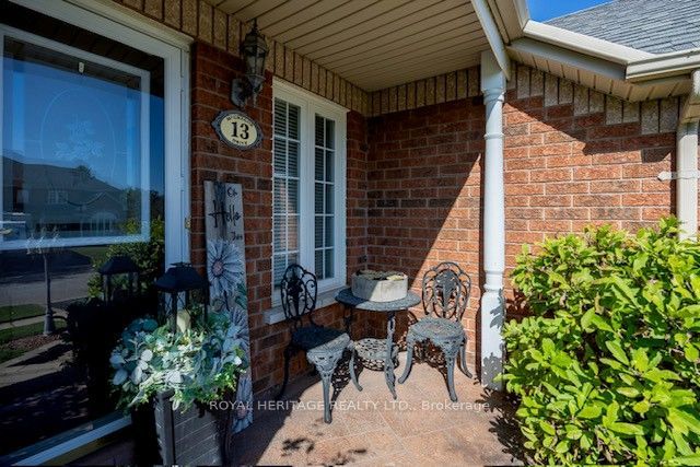 13 Mcgregor Drive, Ajax, ON L1T 3W8 photo 3