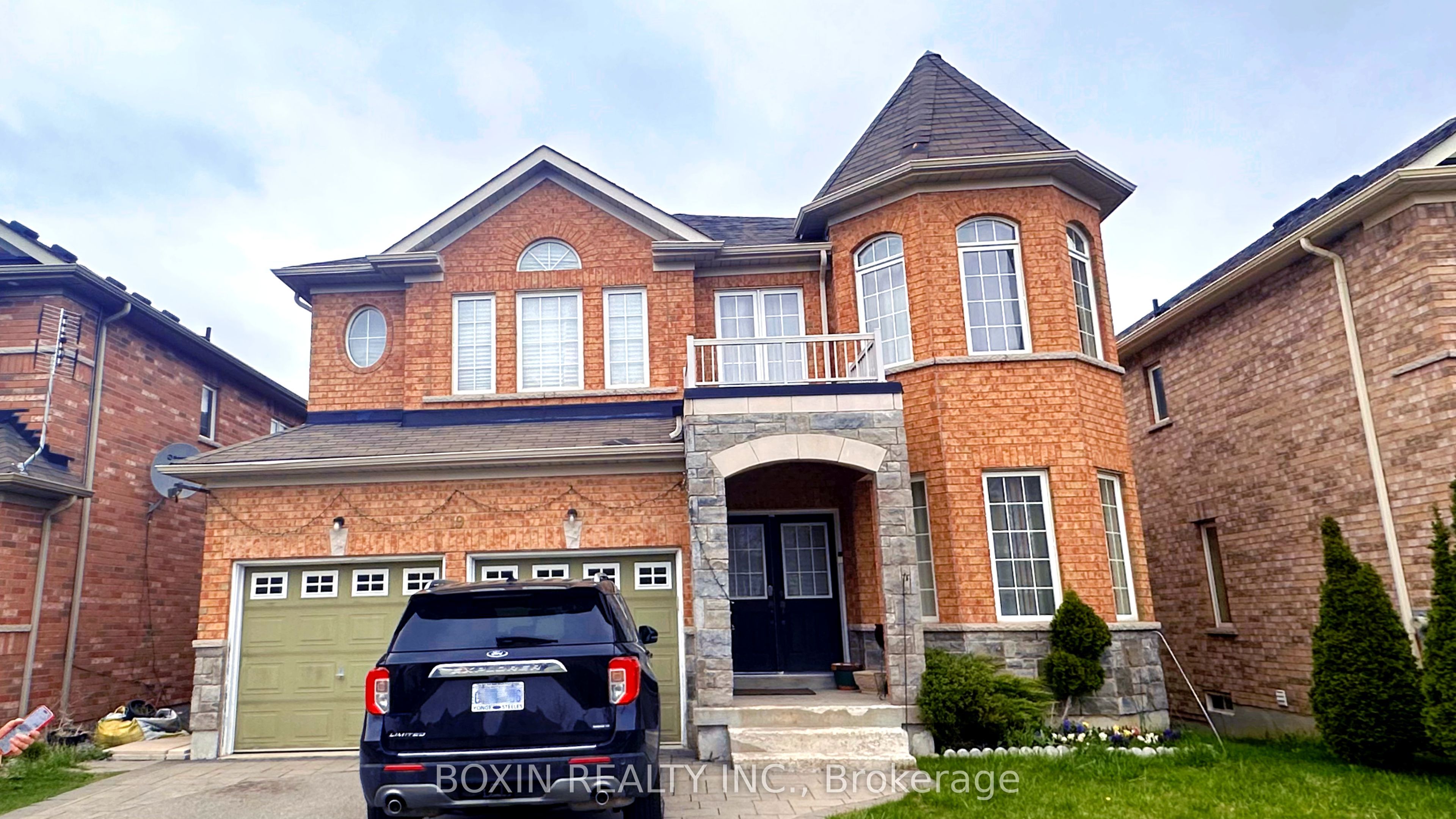 19 Colesbrook Road, Richmond Hill, ON L4S 0C6