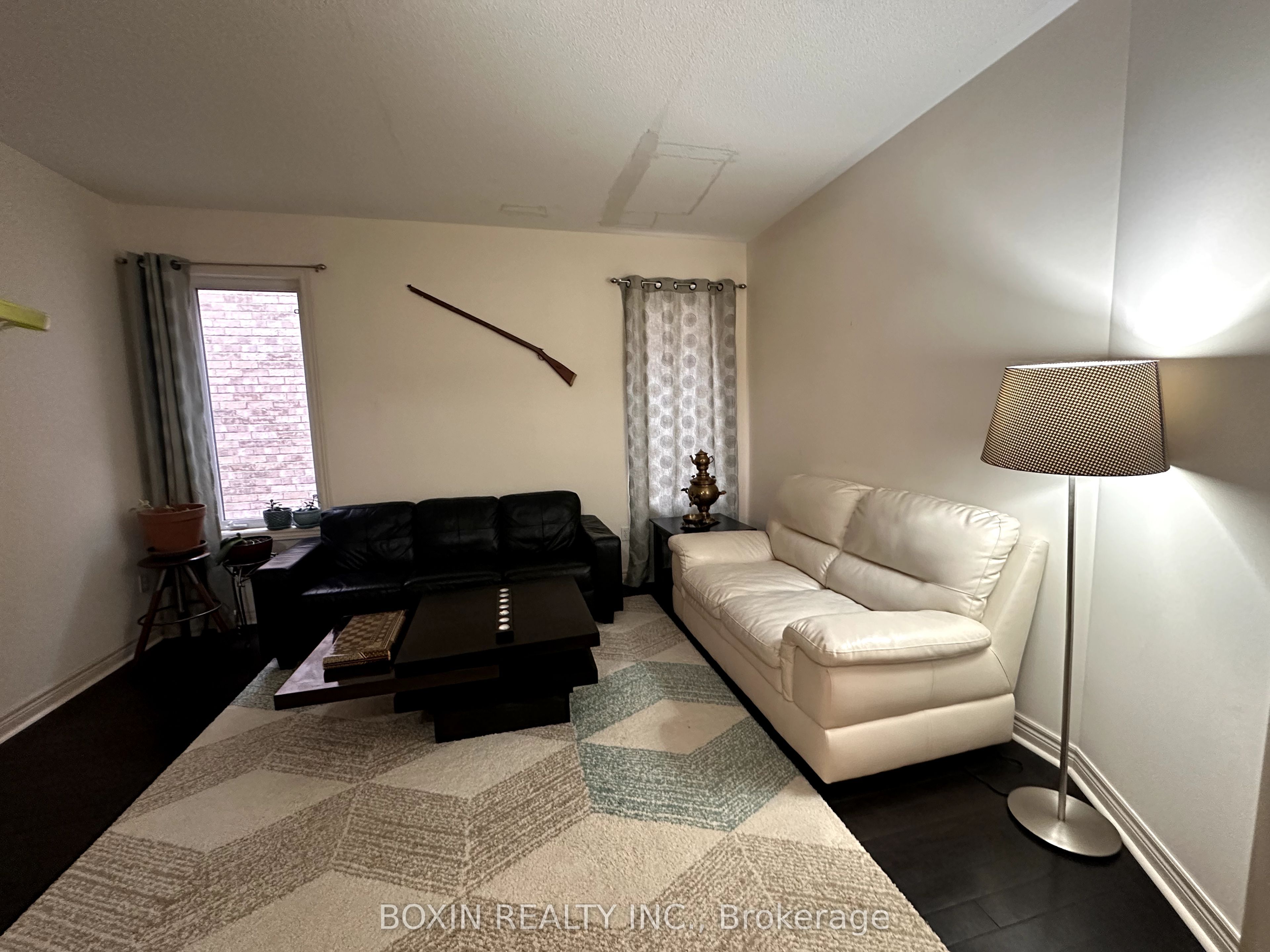 19 Colesbrook Road, Richmond Hill, ON L4S 0C6 photo 5