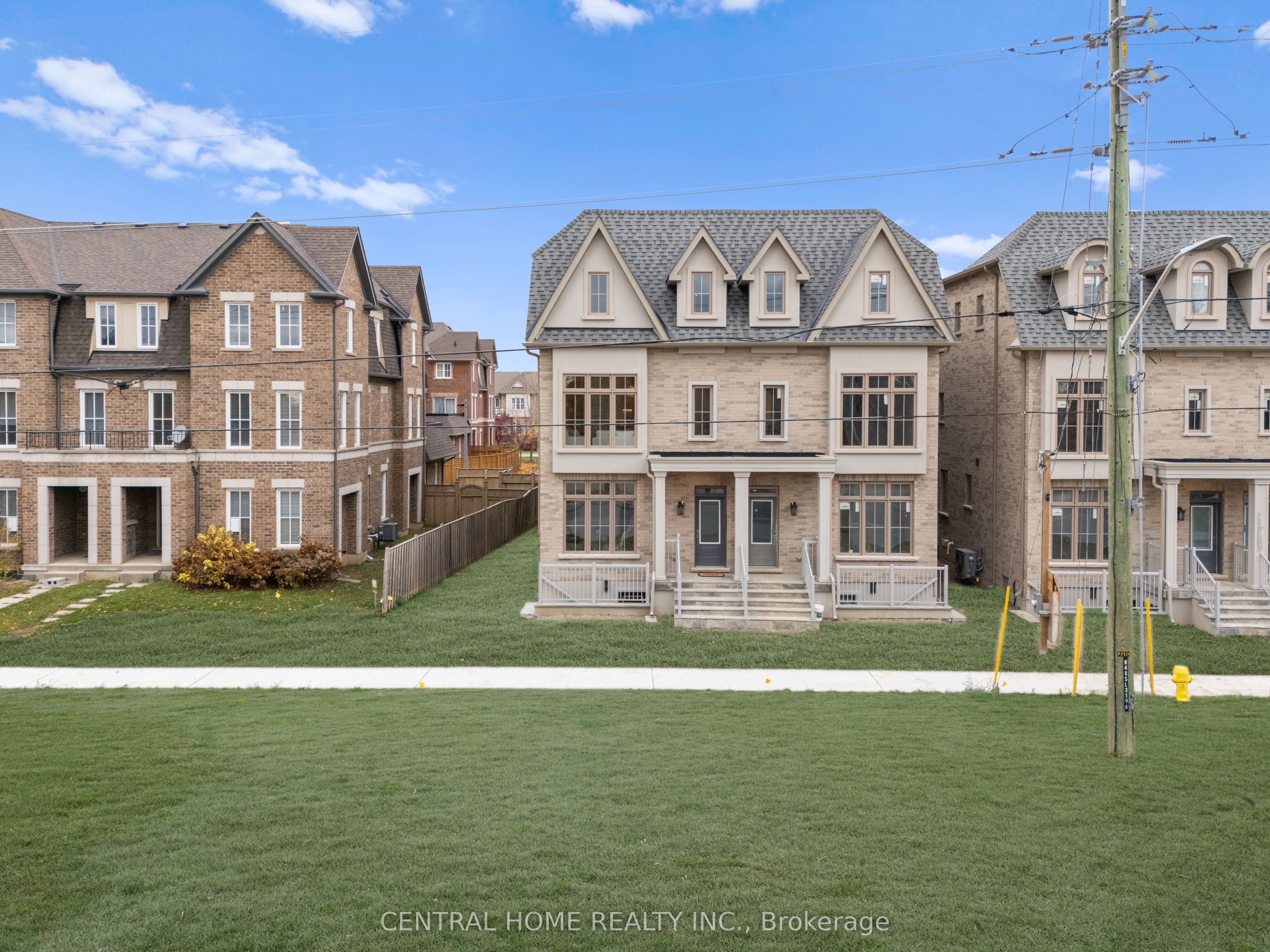 2946 Elgin Mills Road E, Markham, ON L6C 1K9 photo 2