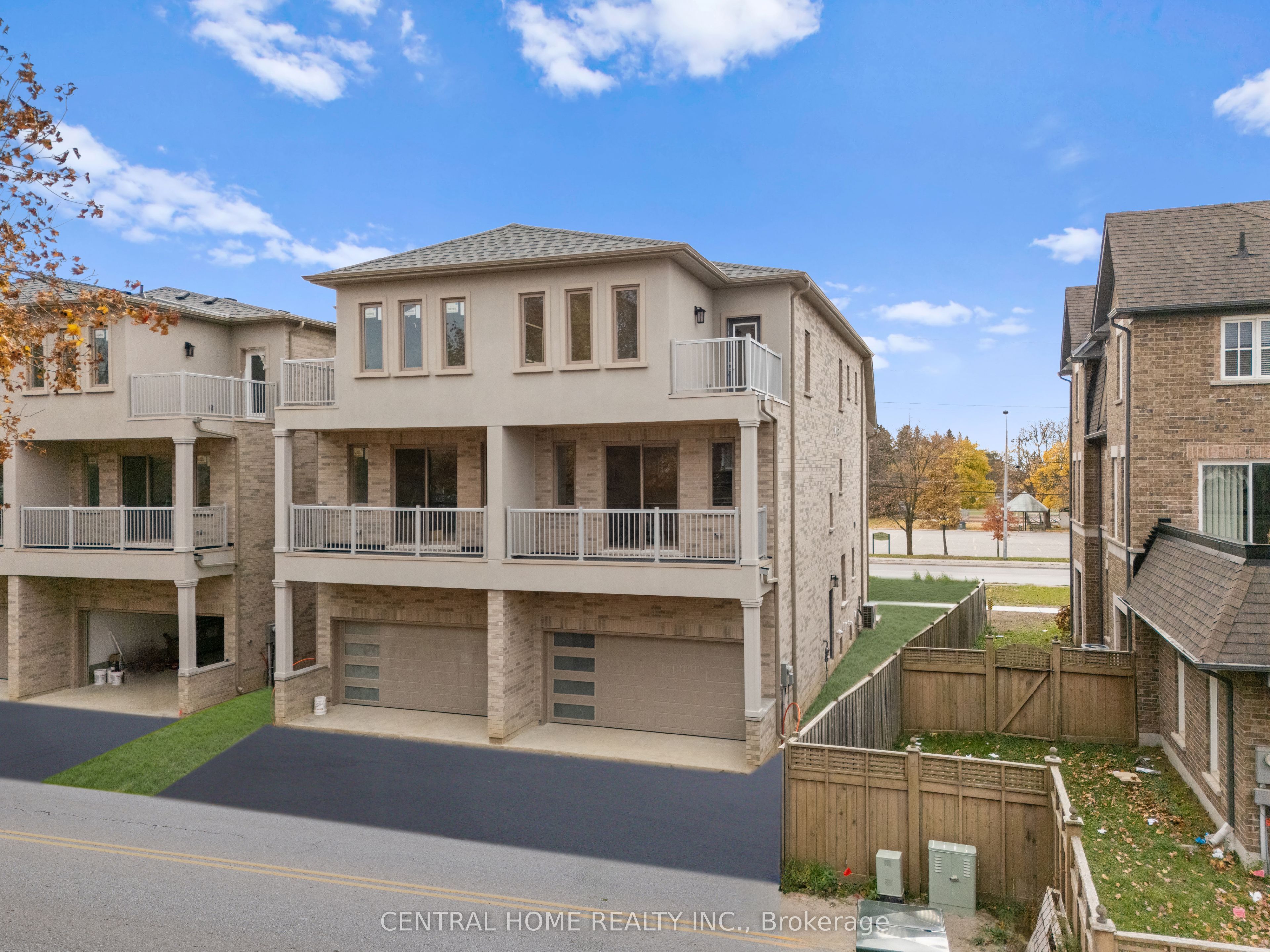2946 Elgin Mills Road E, Markham, ON L6C 1K9 photo 3