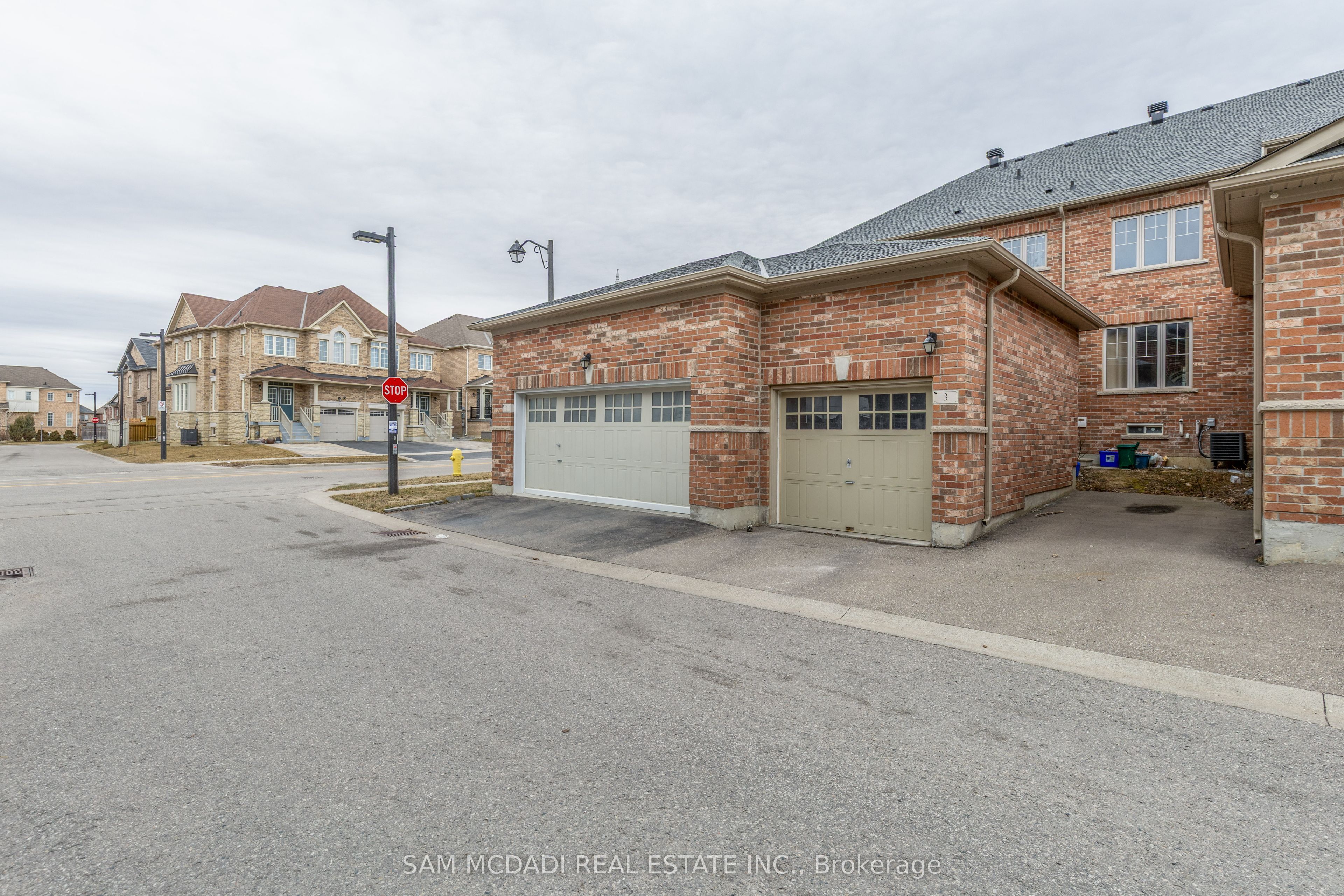 3 Henry Bauer Avenue, Markham, ON L6C 0W8 photo 3