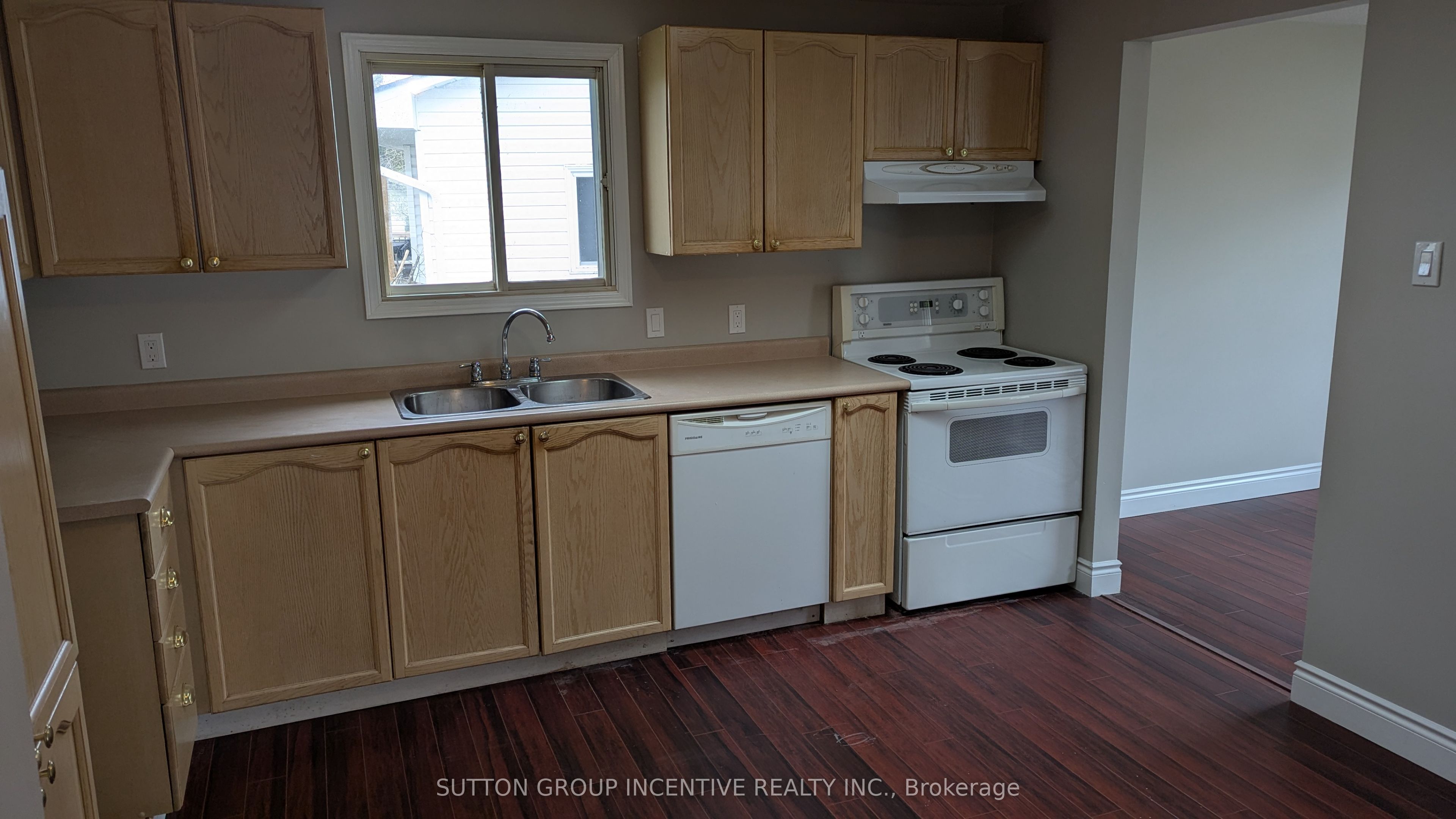 49 ROYAL OAK Drive, Innisfil, ON L0L 1L0 photo 2