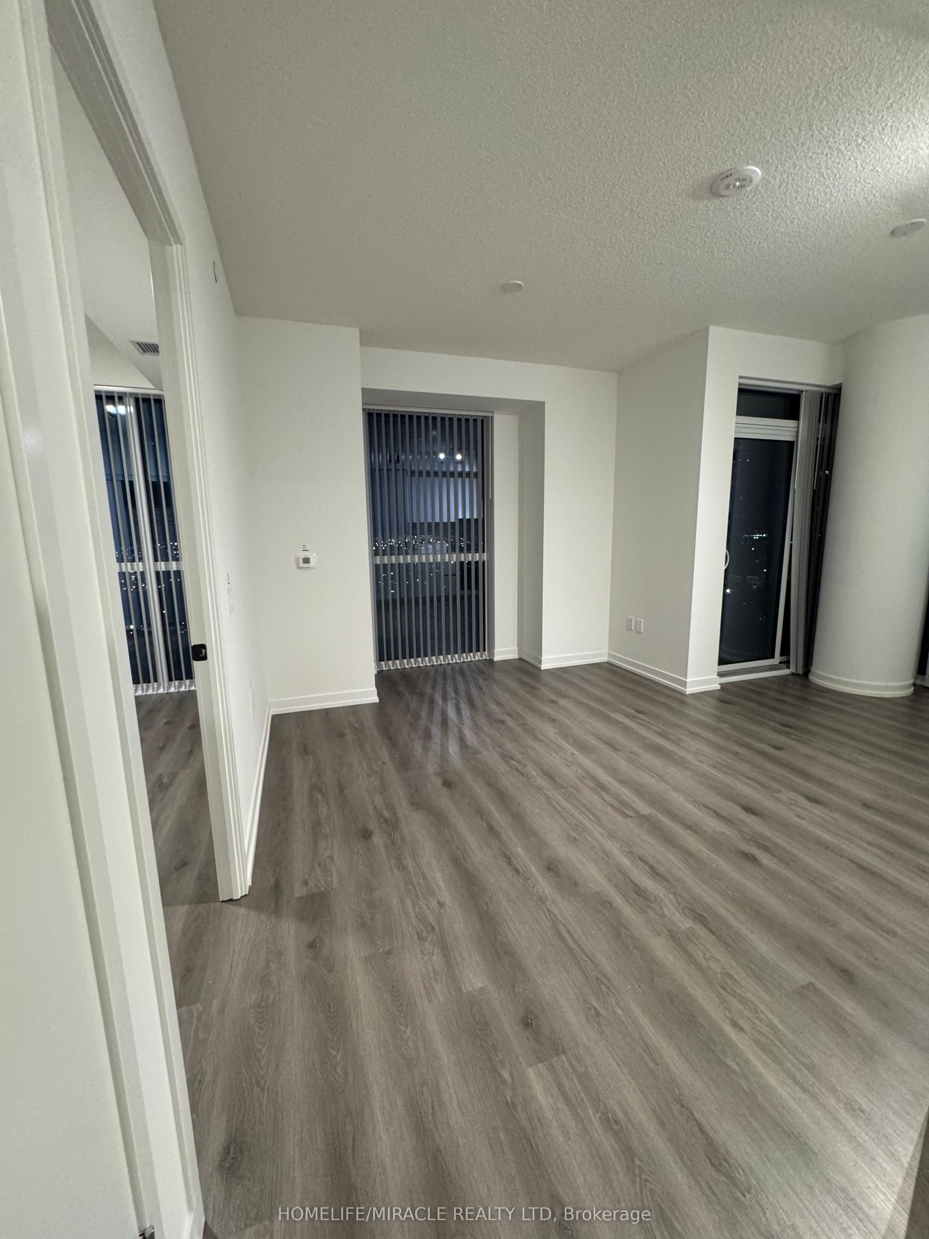225 Commerce Street 2012, Vaughan, ON L4K 0P9 photo 5