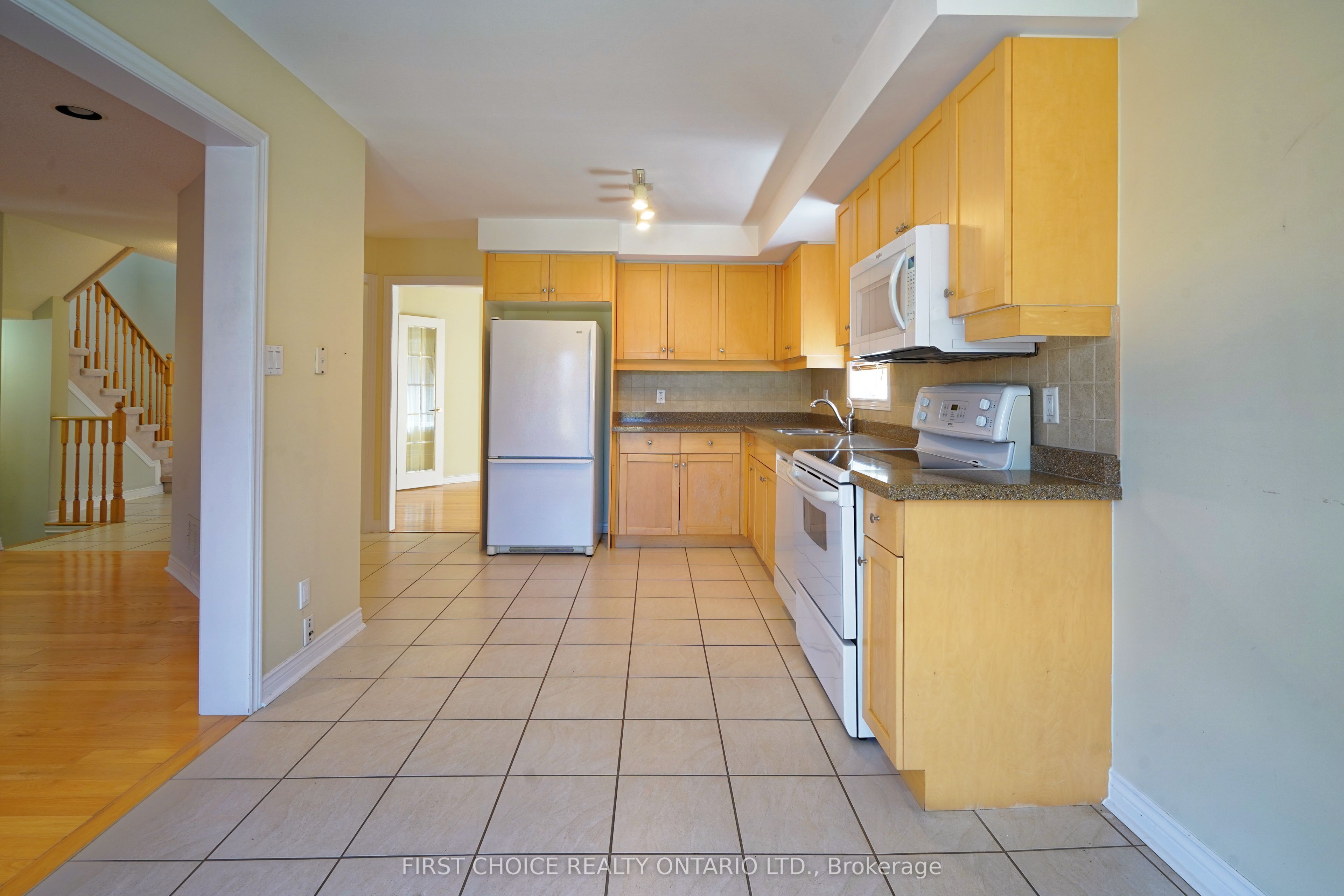 6 Forest Link Court, New Tecumseth, ON L9R 2A1 photo 4