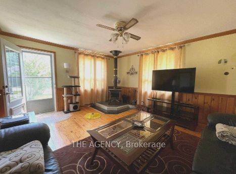 56 Sylvan Crescent, Richmond Hill, ON L4E 3A1 photo 3