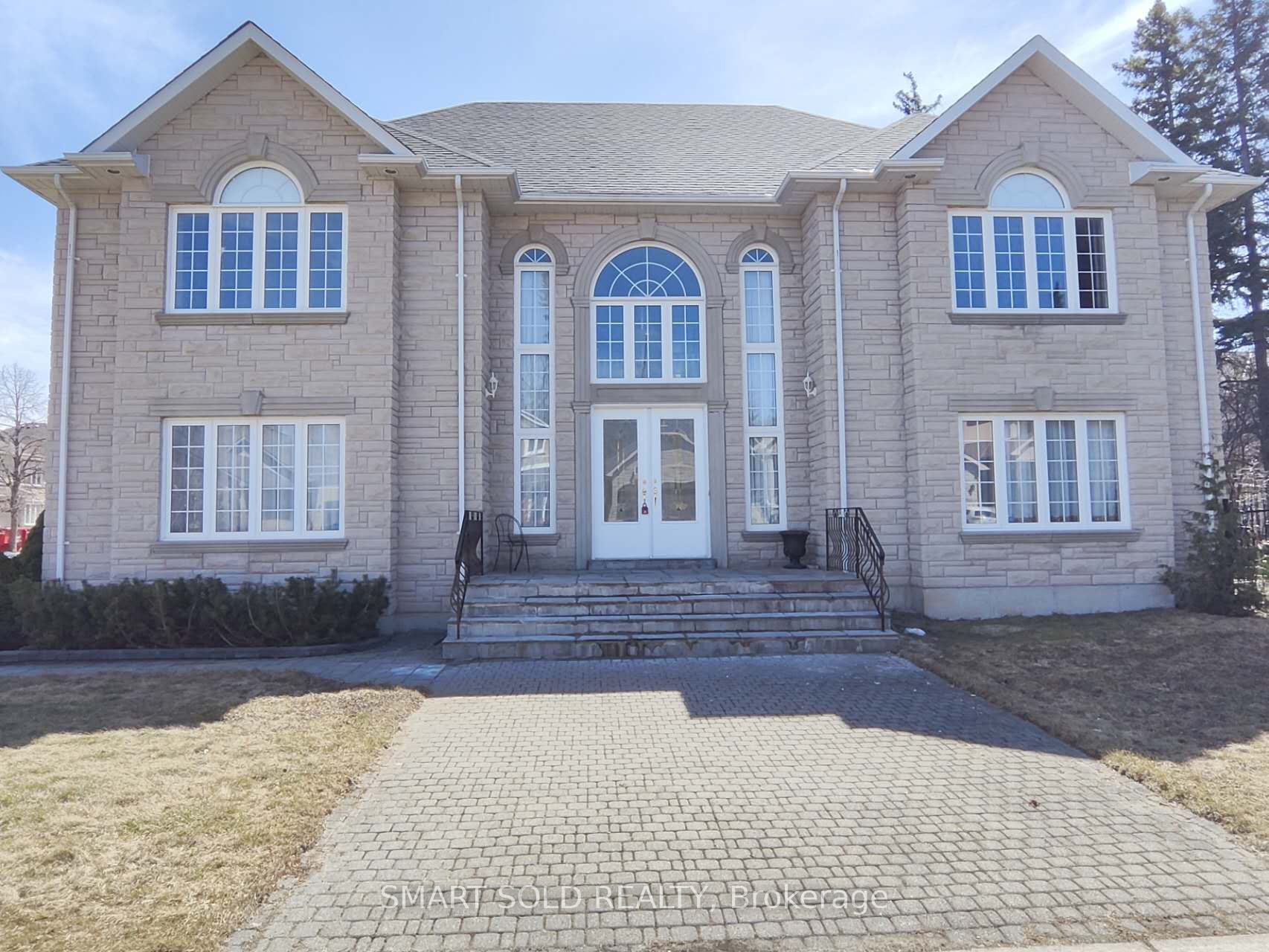 67 Chantilly Crescent, Richmond Hill, ON L4C 0K1 photo 4
