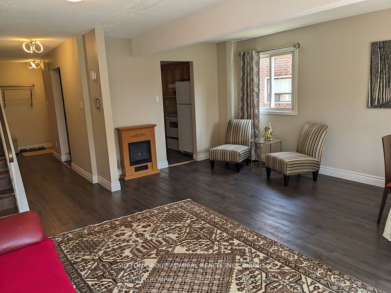 47 Riviera Drive, Vaughan, ON L4K 2H9 photo 4