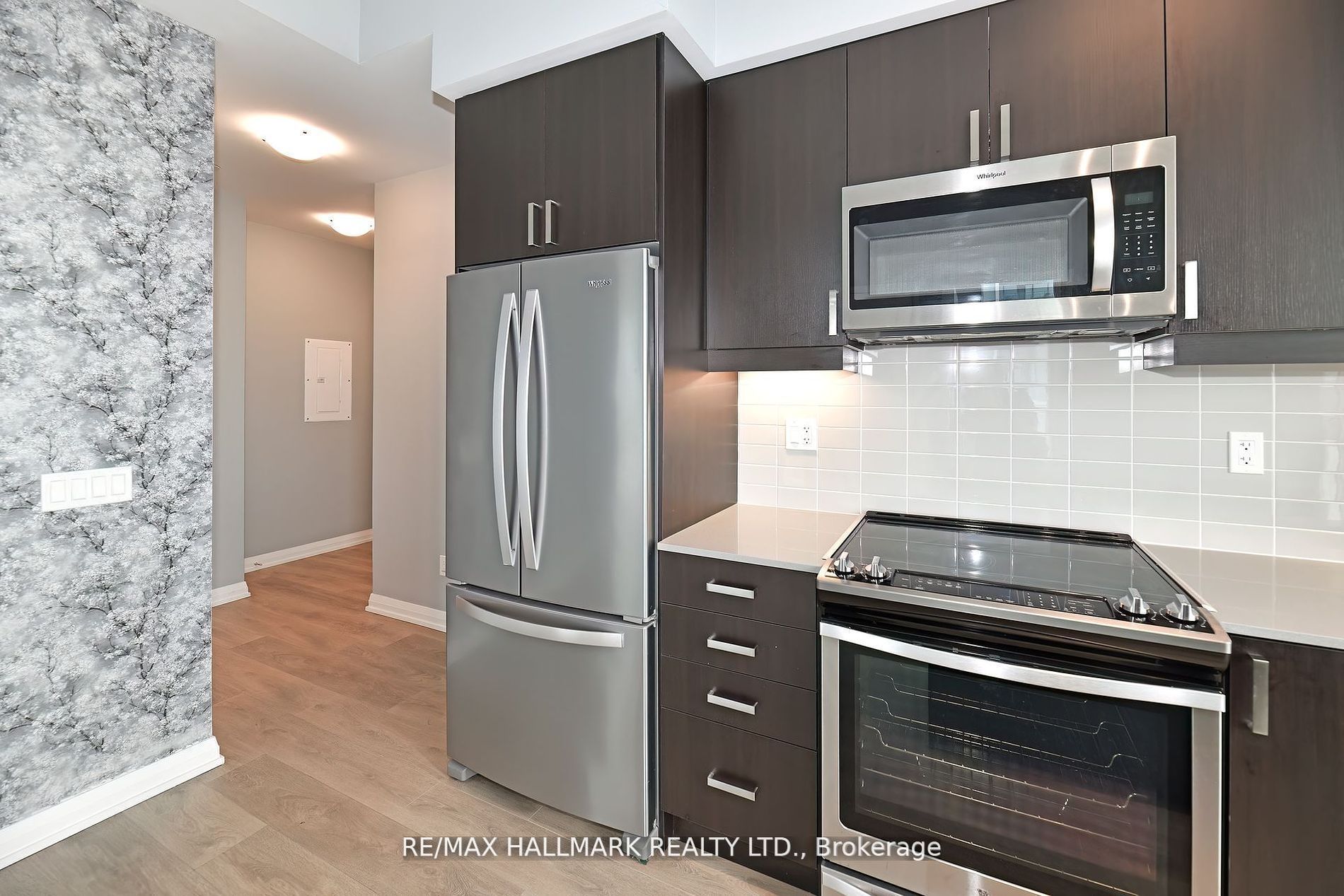 7895 Jane Street 906, Vaughan, ON L4K 0K2 photo 5
