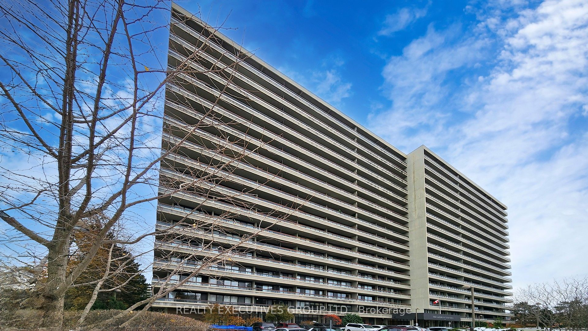 8111 Yonge Street 905, Markham, ON L3T 4V9 photo 2