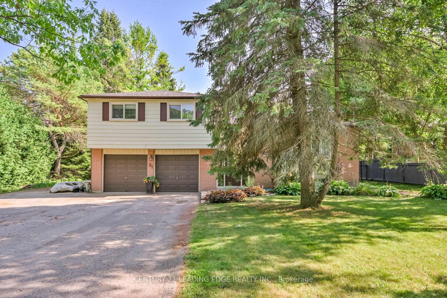 21 Jonathan Street, Uxbridge, ON L9P 1B6 photo 2