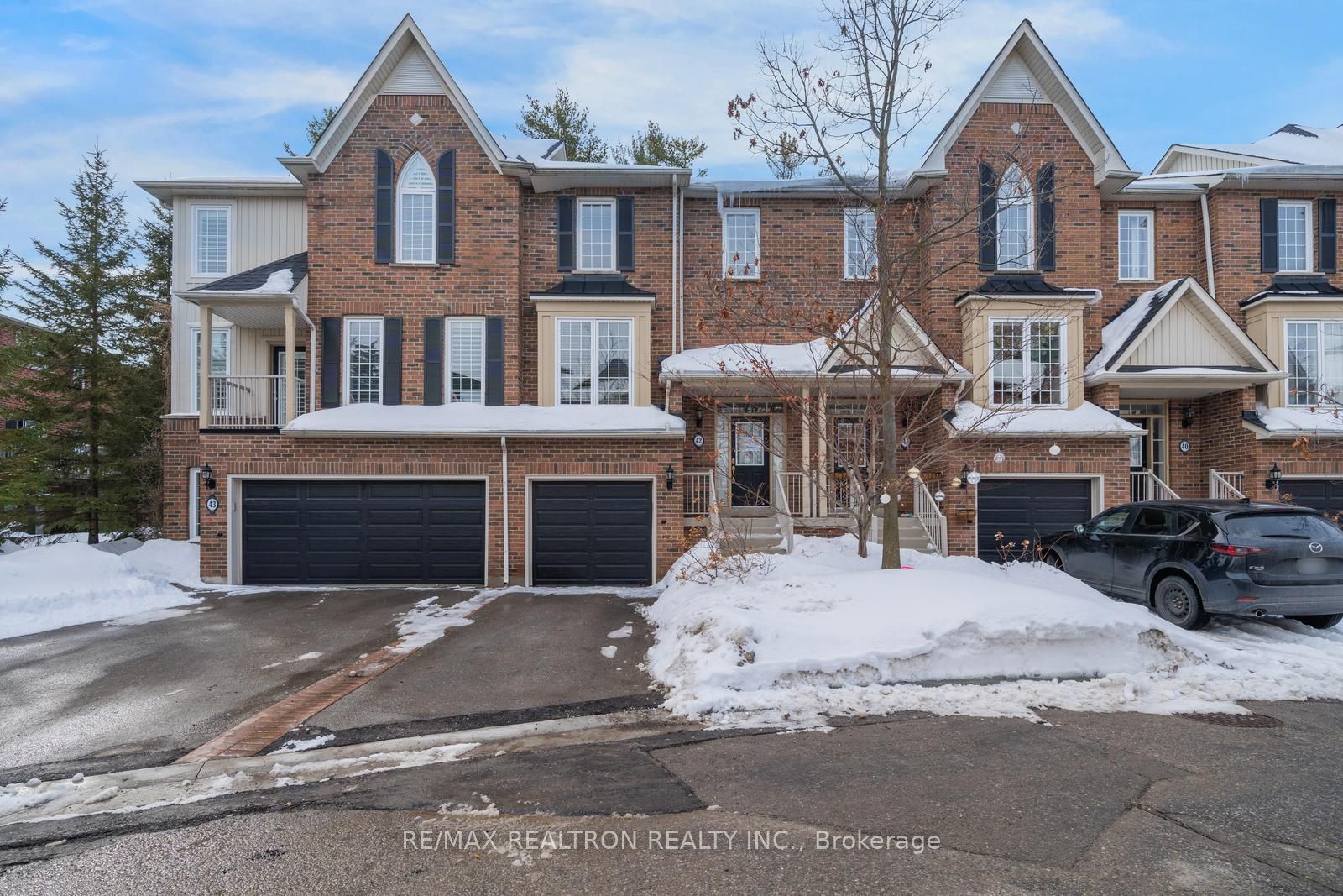 100 Elgin Mills Road W 42, Richmond Hill, ON L4C 0R8