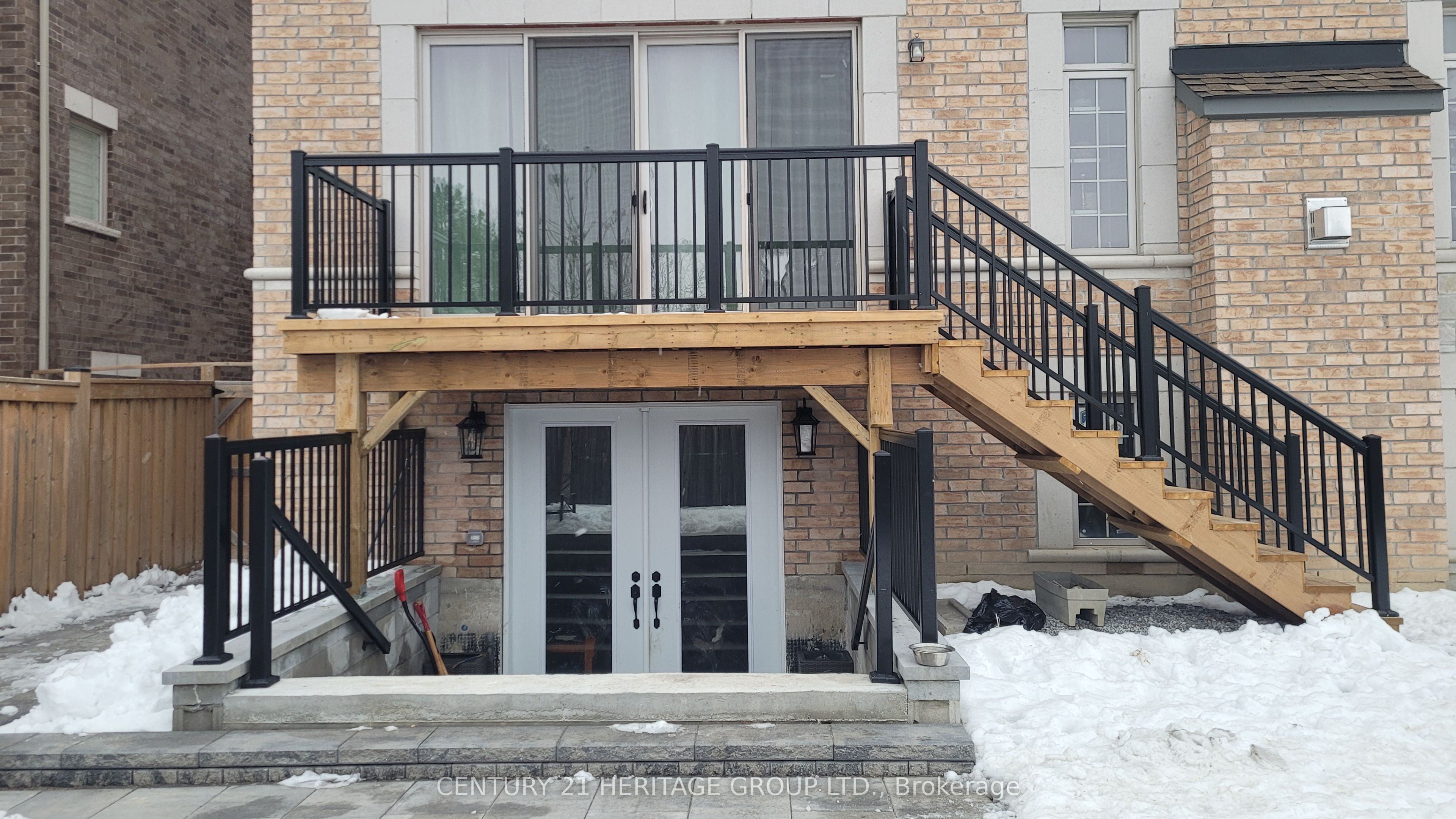 24 Alf Neely Way, Newmarket, ON L3Y 0C6 photo 3