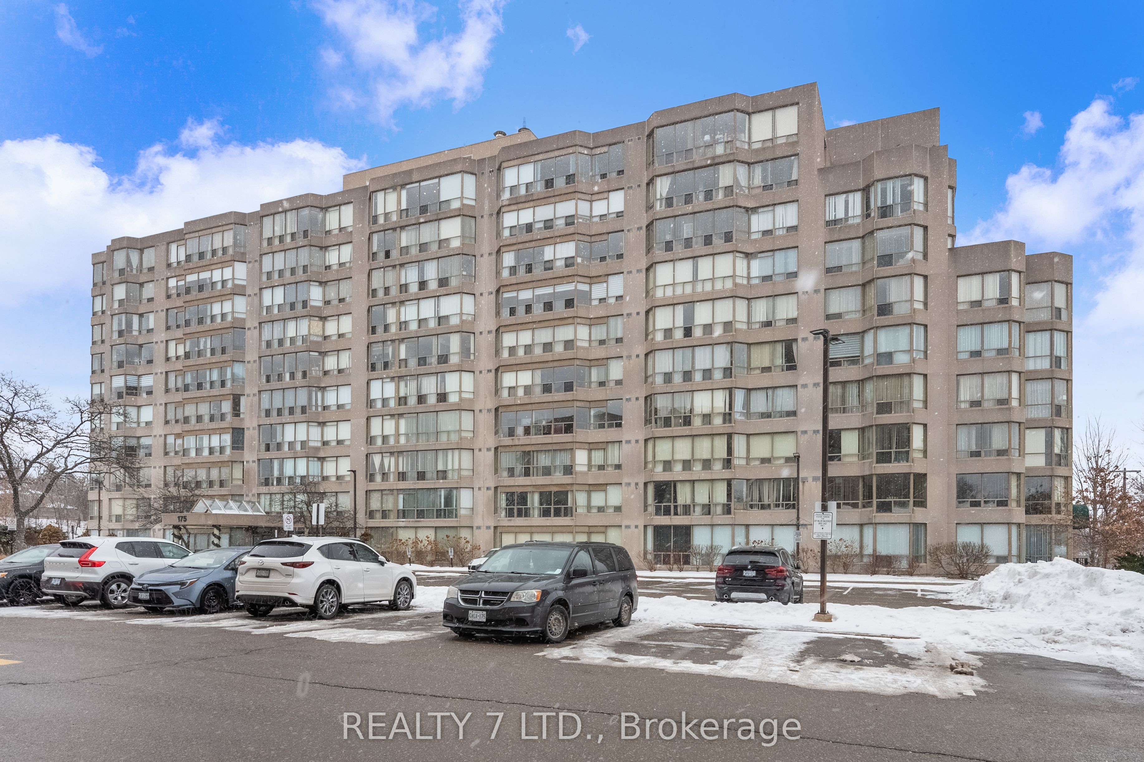 175 Cedar Avenue 303, Richmond Hill, ON L4C 9V3