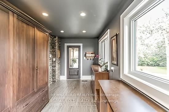 10258 Highway 9 E, Adjala-Tosorontio, ON L0G 1L0 photo 4