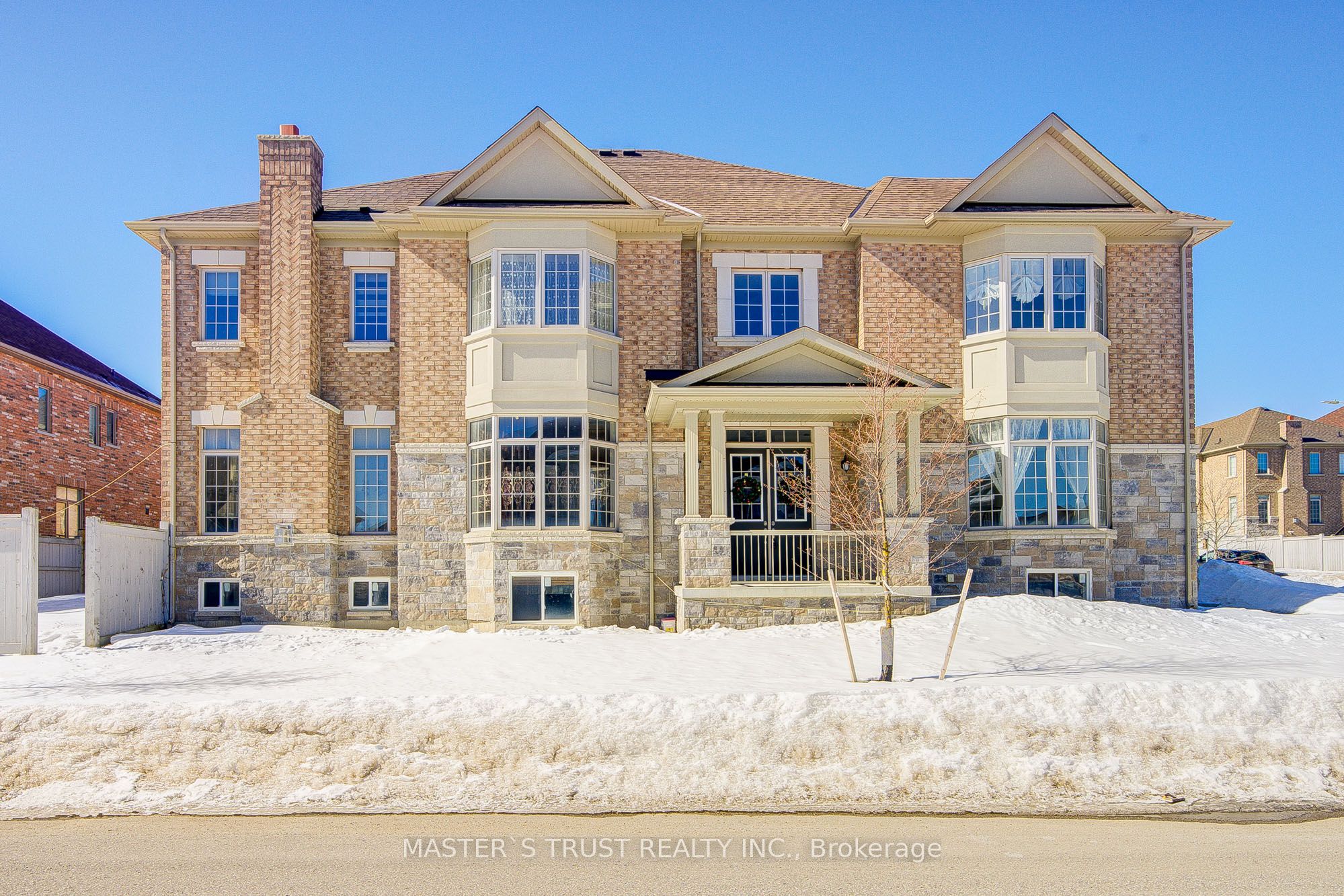 57 Tupling Street, Bradford West Gwillimbury, ON L3Z 0W8