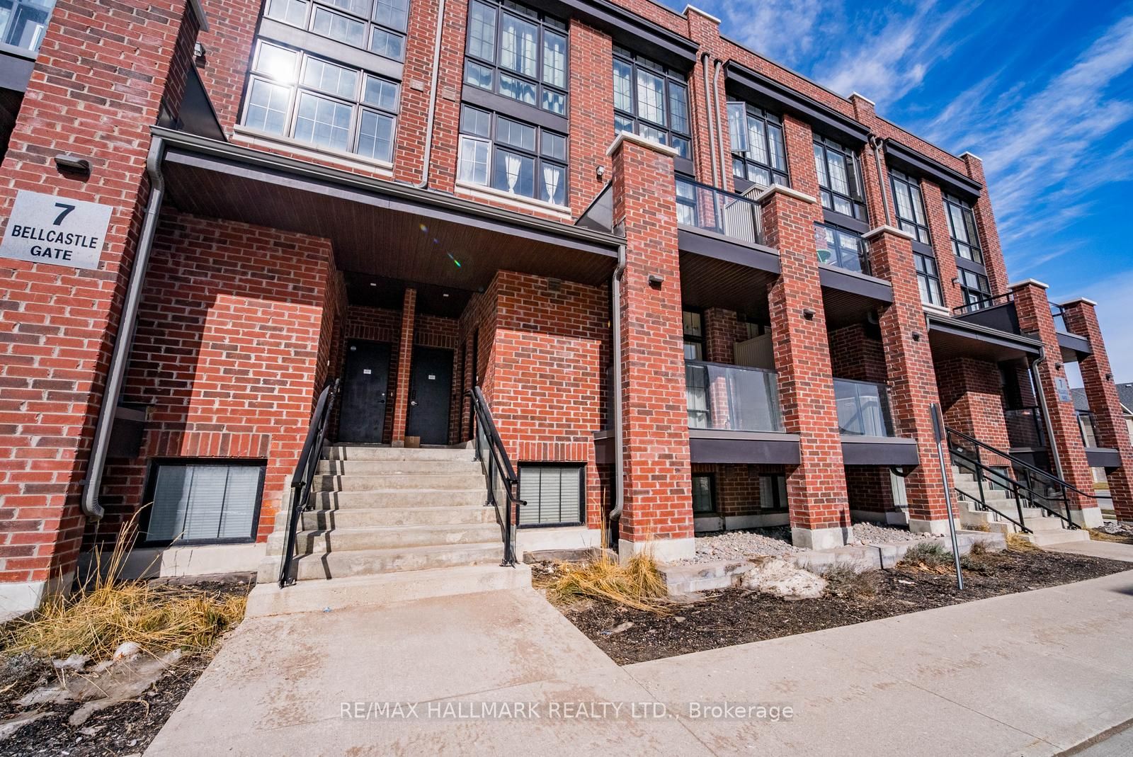 7 Bellcastle Gate 232, Whitchurch-Stouffville, ON L4A 0W5 photo 3