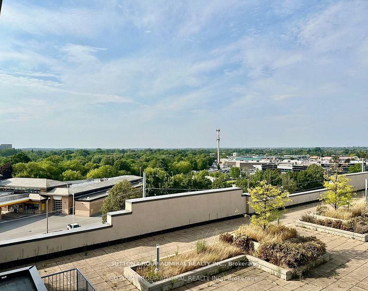 8323 Kennedy Road 625, Markham, ON L3R 5W7 photo 3
