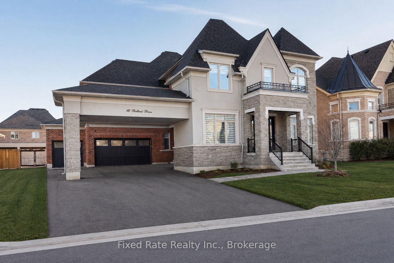 16 Ballard Drive, King, ON L7B 0N9 photo 2