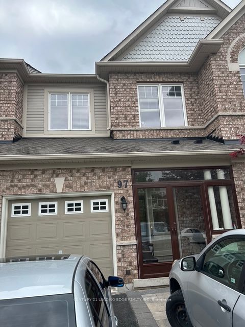 97 Thatcher Crescent, East Gwillimbury, ON L9N 0B9