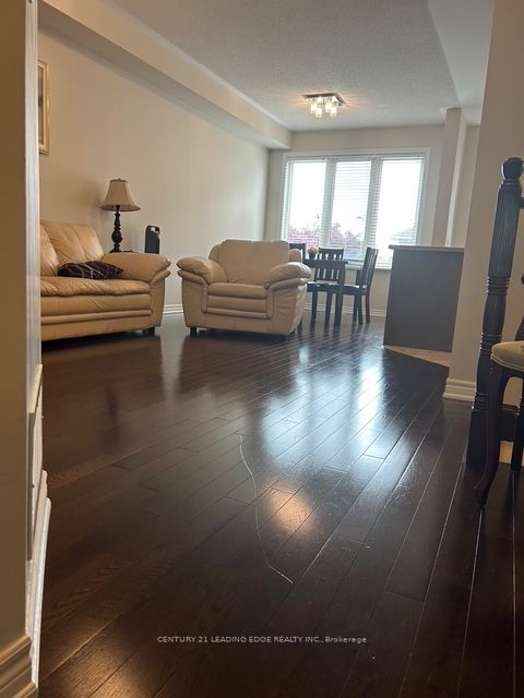 97 Thatcher Crescent, East Gwillimbury, ON L9N 0B9 photo 5