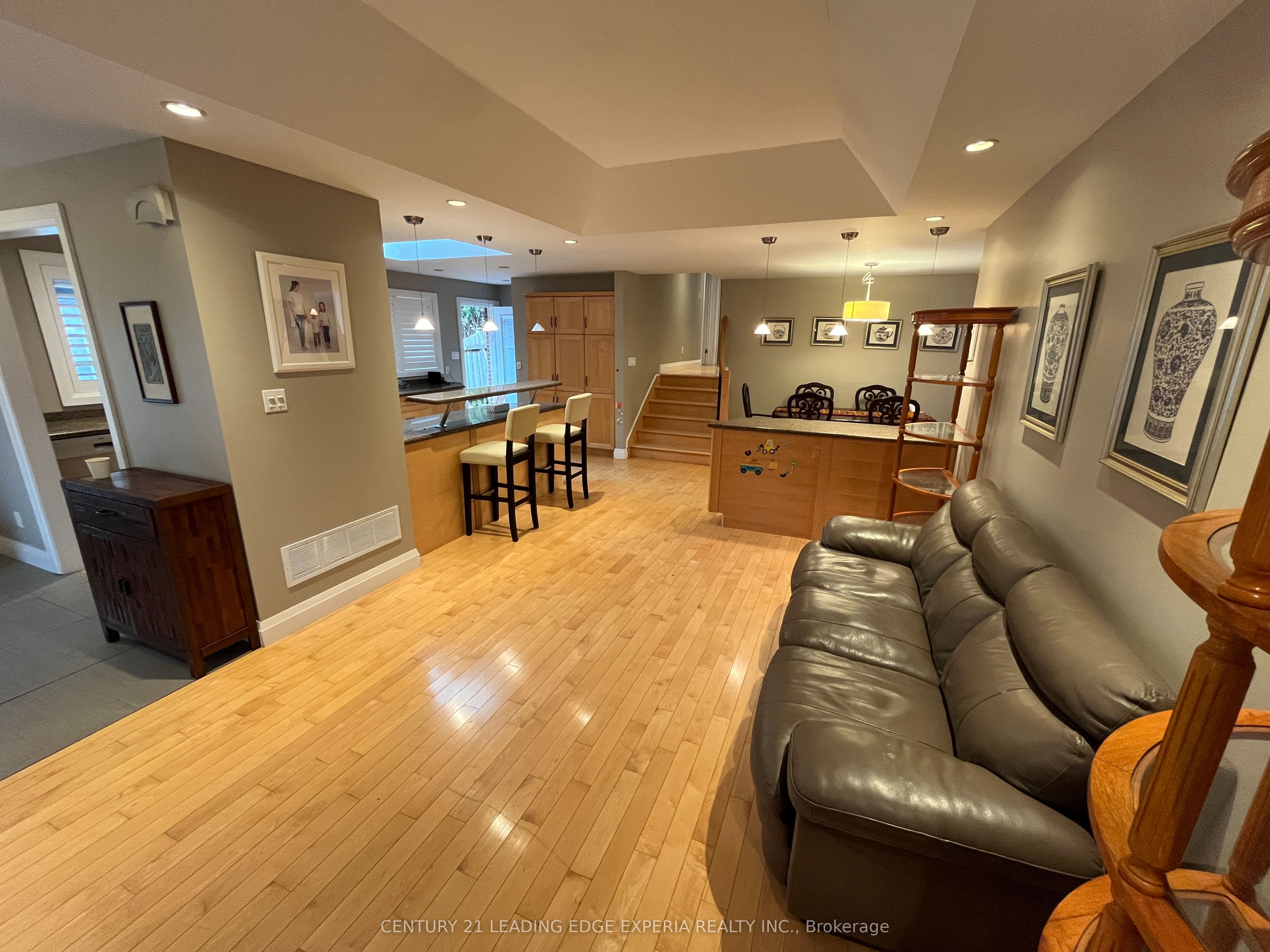 5 Southdale Drive, Markham, ON L3P 1J6 photo 4