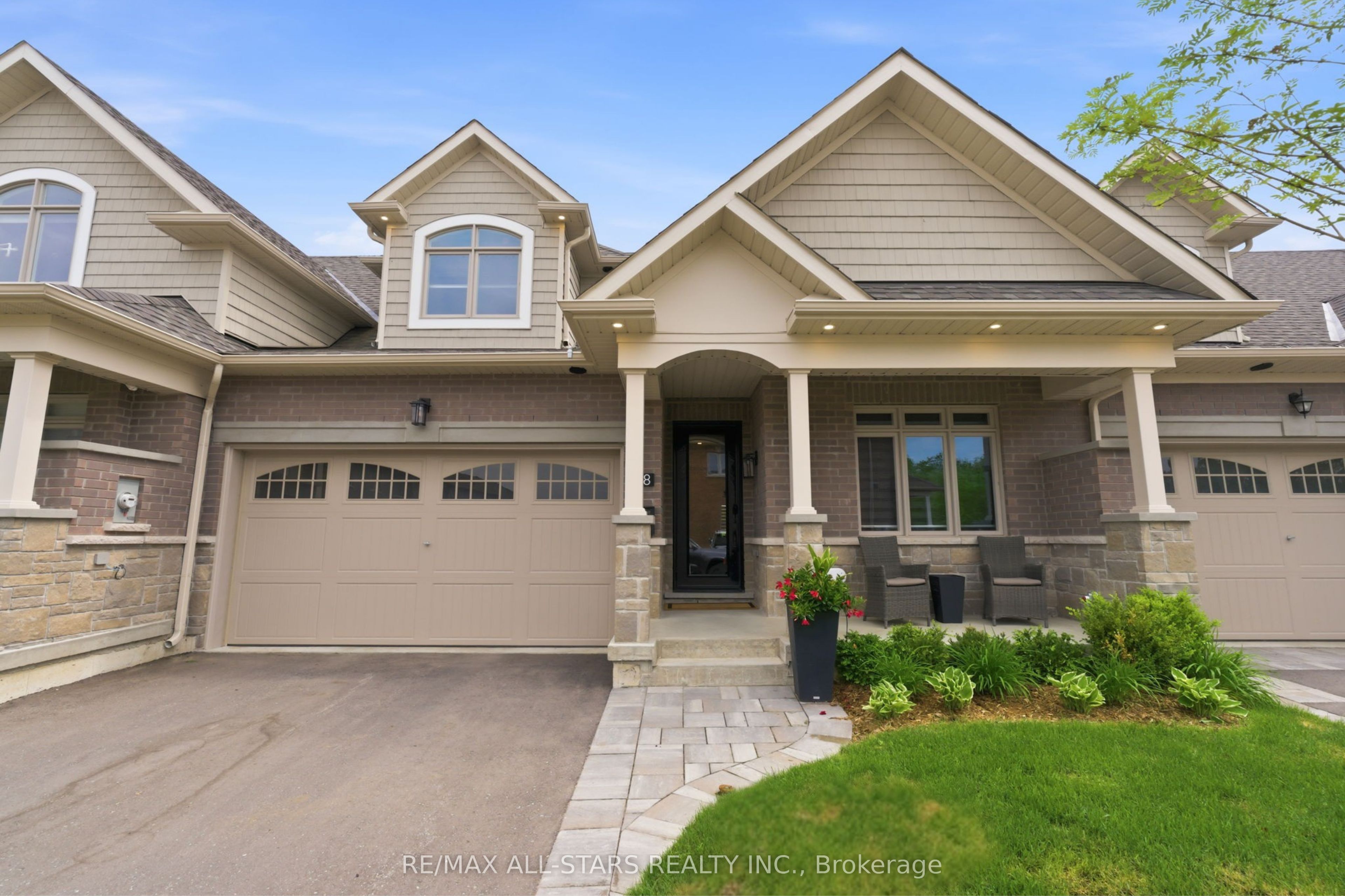38 Hildred Cushing Way, Uxbridge, ON L9P 1X9