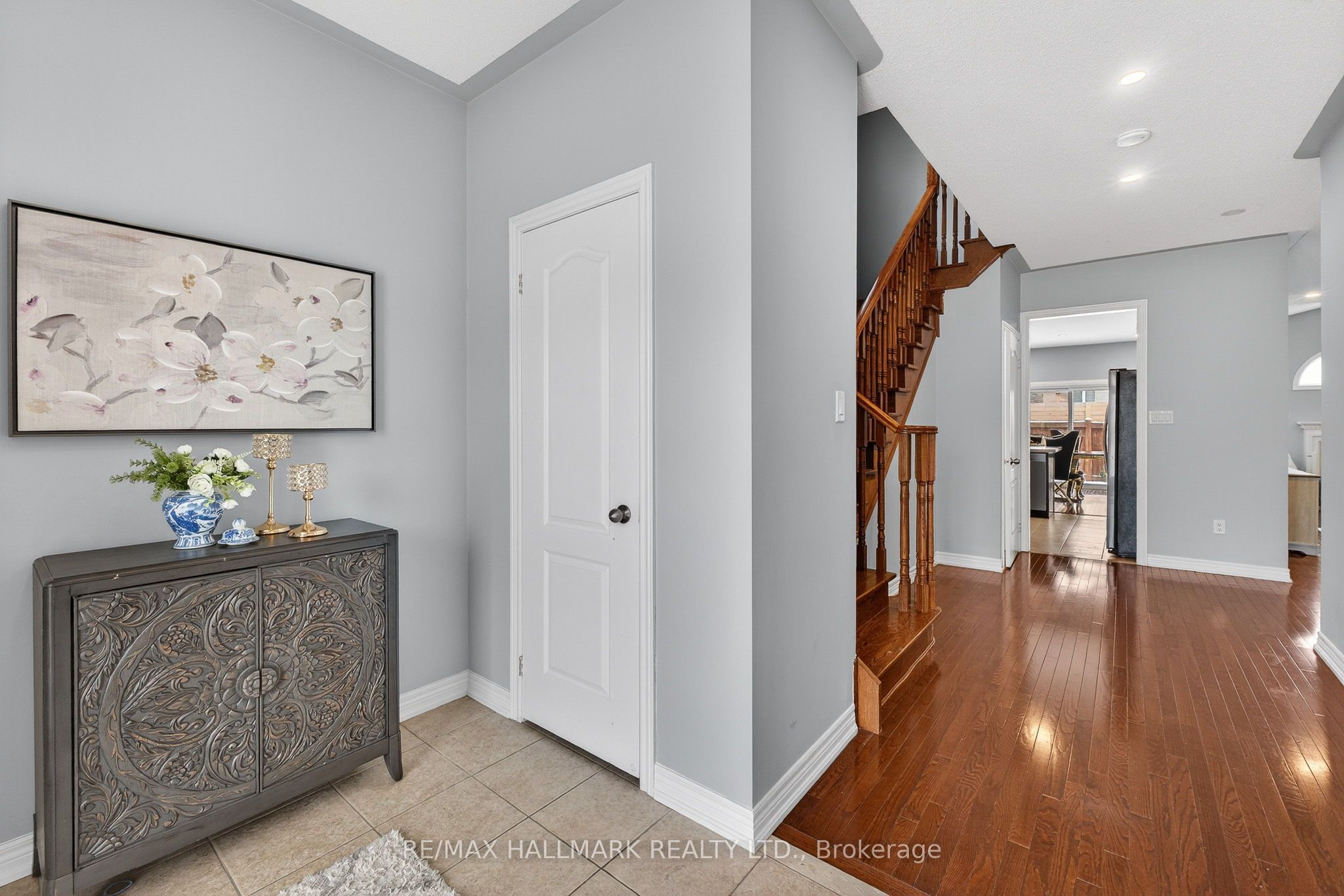 77 Maurier Boulevard, Vaughan, ON L6A 0V1 photo 2