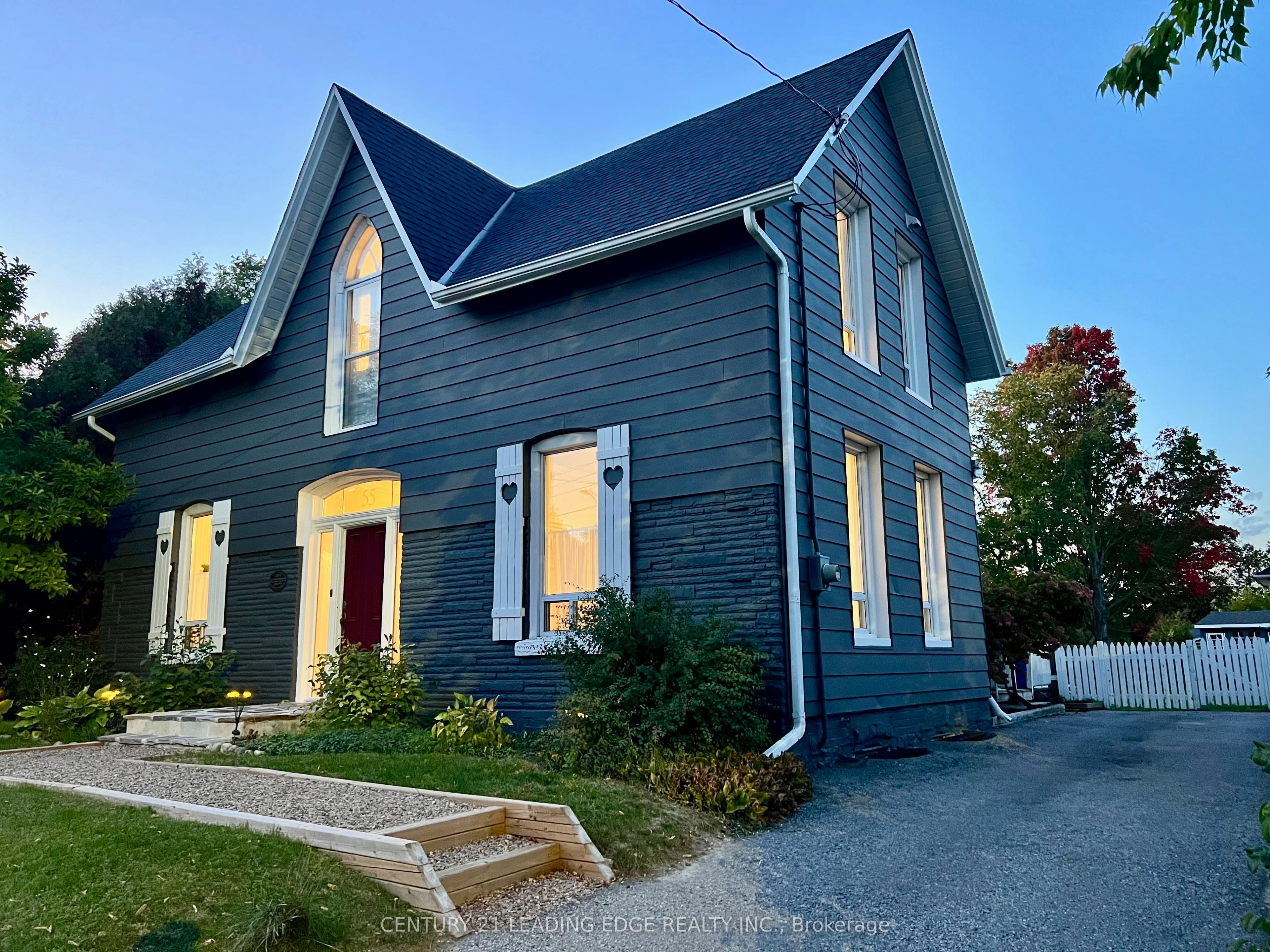 55 Brock Street E, Uxbridge, ON L9P 1M4 photo 4