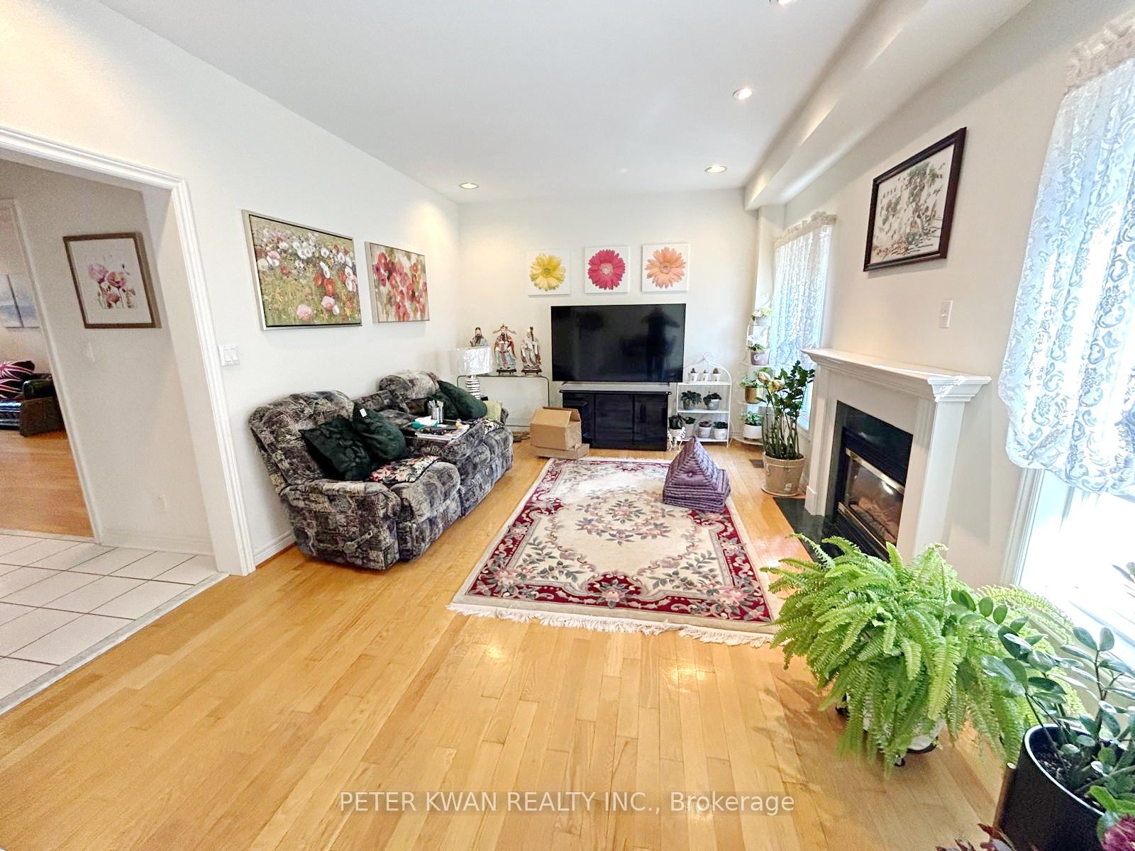 231 Pinewood Drive, Vaughan, ON L4J 5R7 photo 5