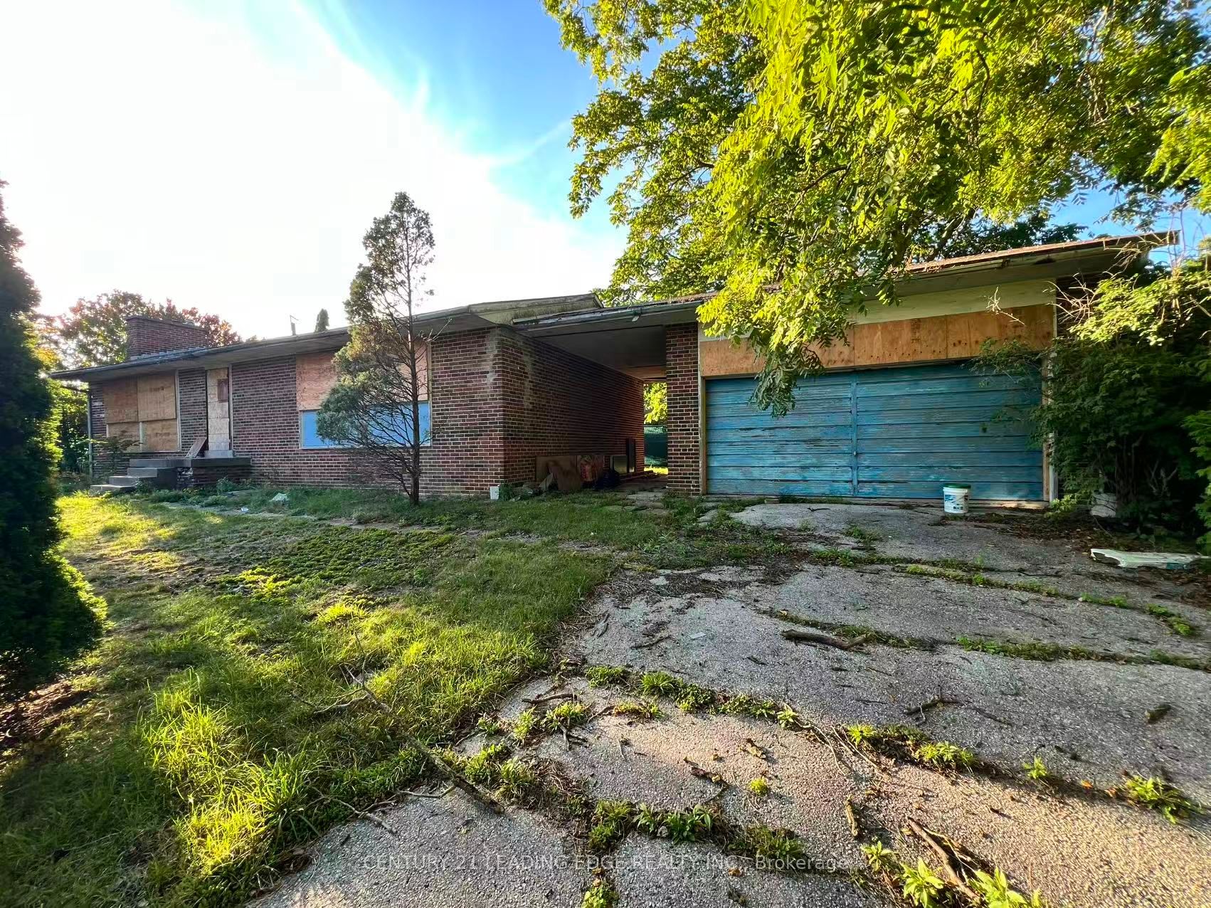 329 Mill Street, Richmond Hill, ON L4C 4B6 photo 2
