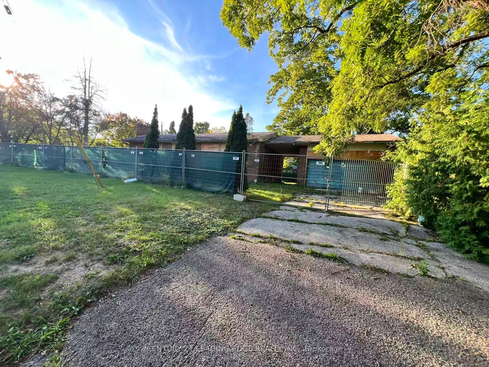 329 Mill Street, Richmond Hill, ON L4C 4B6 photo 4