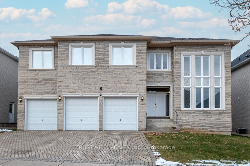8 Ridgley Court, Richmond Hill, ON L4B 4N3
