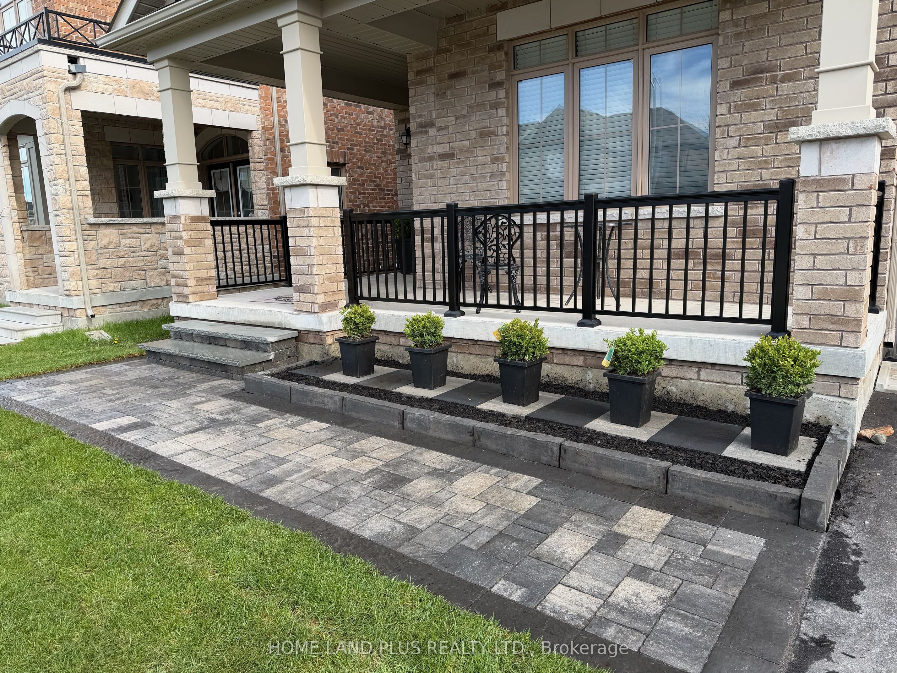 1798 Emberton Way, Innisfil, ON L9S 0L6 photo 2