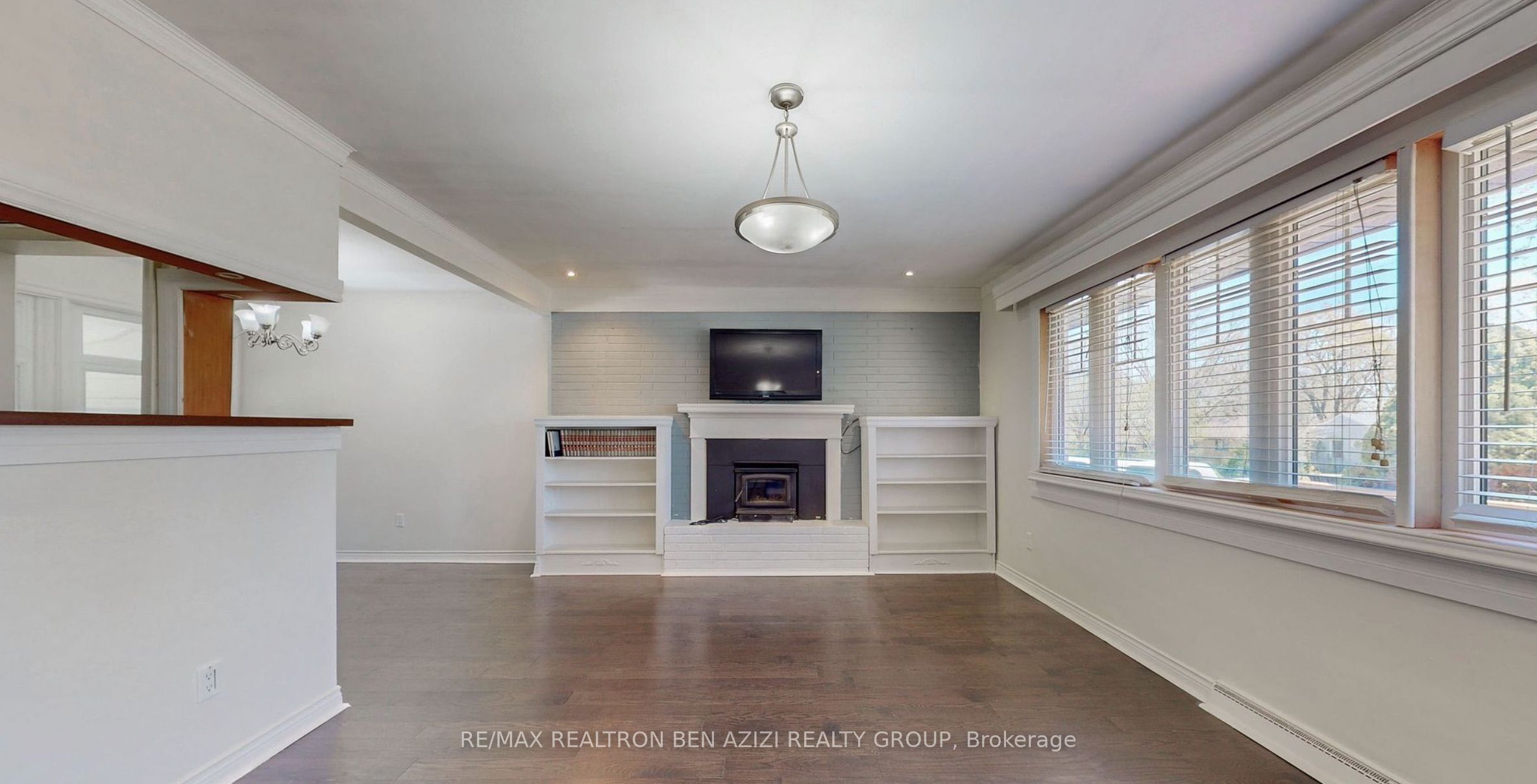 49 Don Mor Drive, Newmarket, ON L3Y 1G8 photo 4