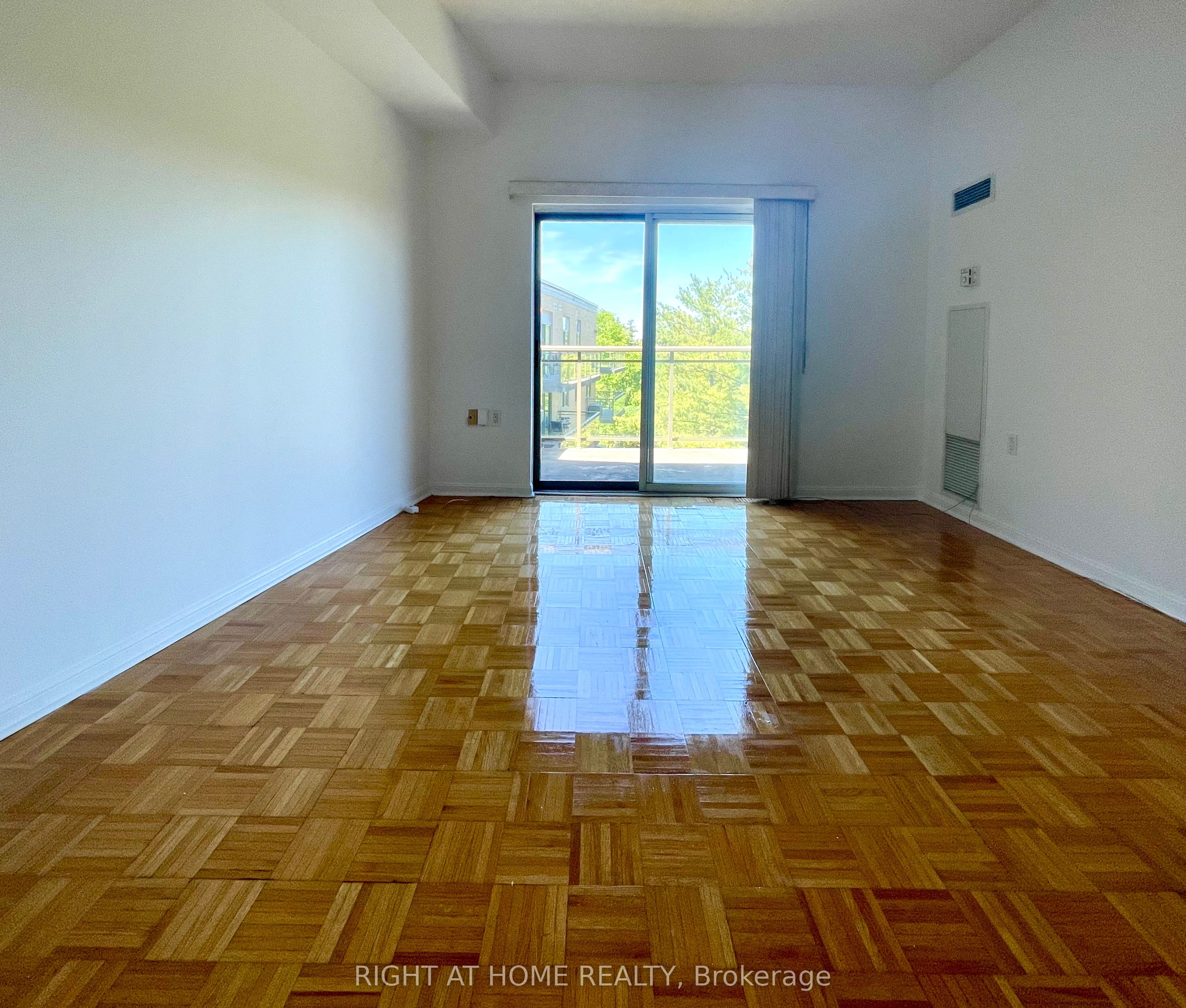 2506 Rutherford Road 501, Vaughan, ON L4K 5N4 photo 3
